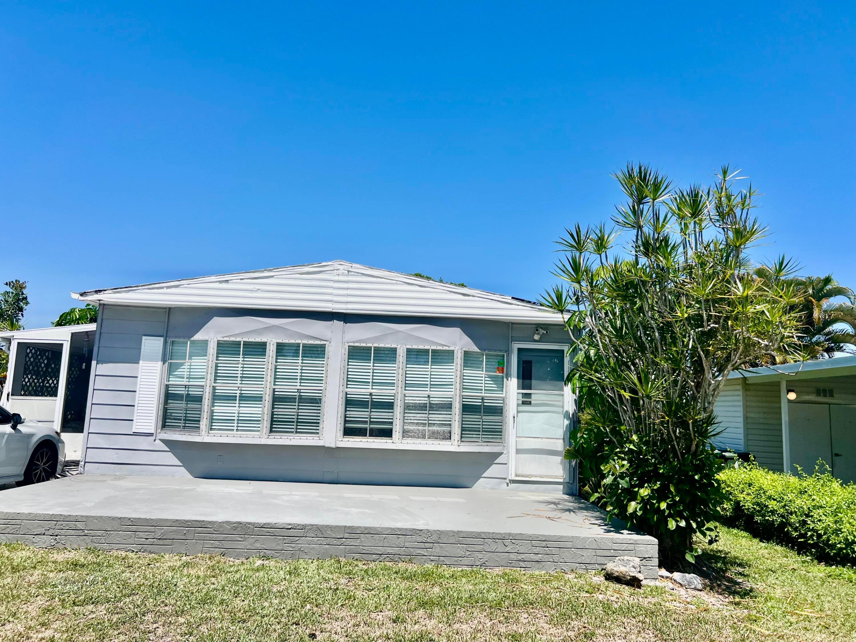 3319 NW 64th Court — photo