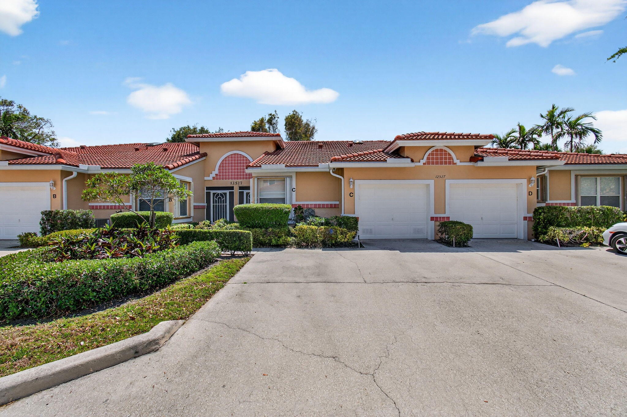 12527 Crystal Pointe Drive C — photo