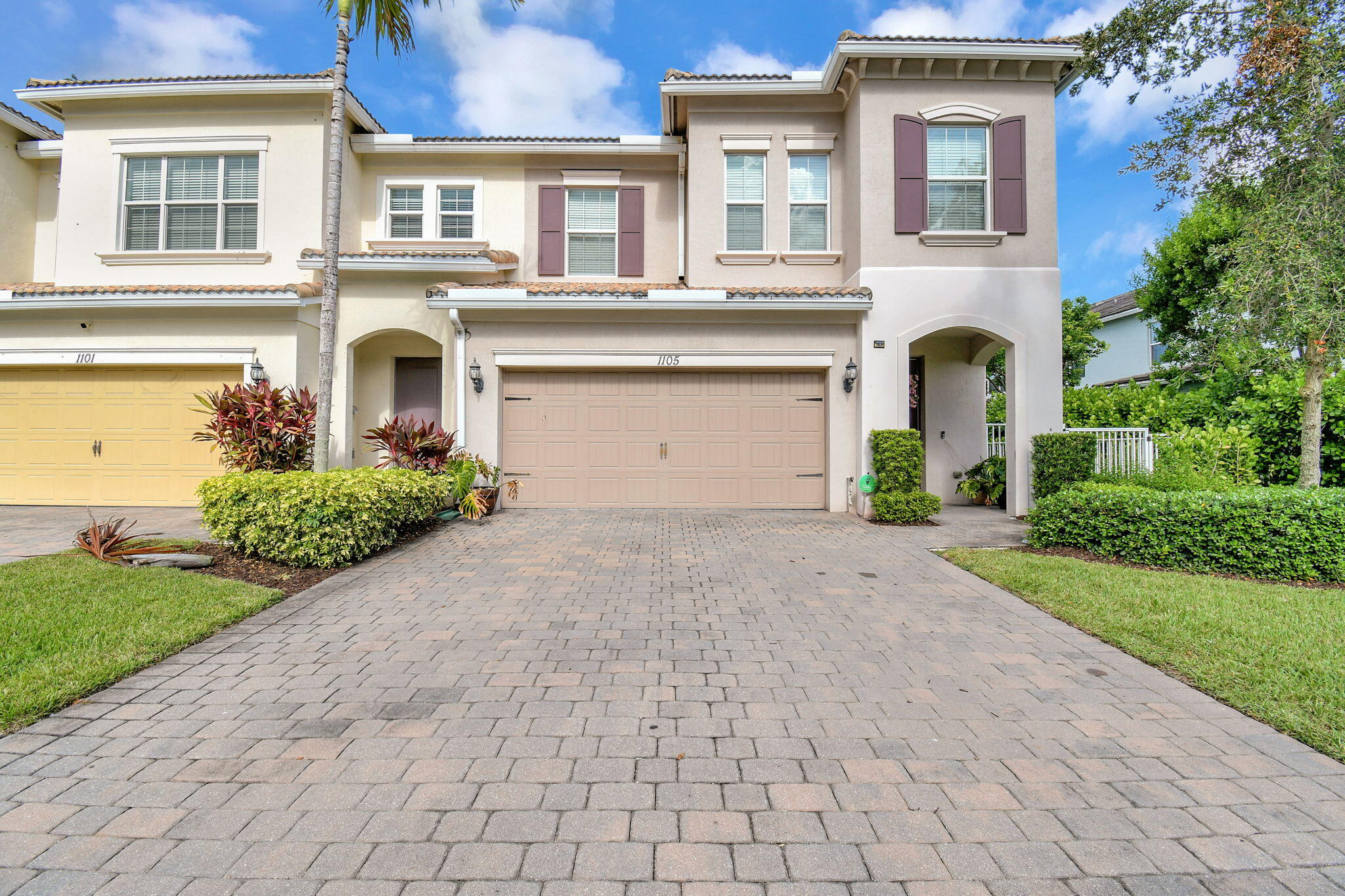 1105 Banyan Drive — photo