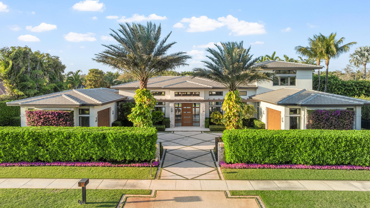 12381 Cypress Island Way — photo