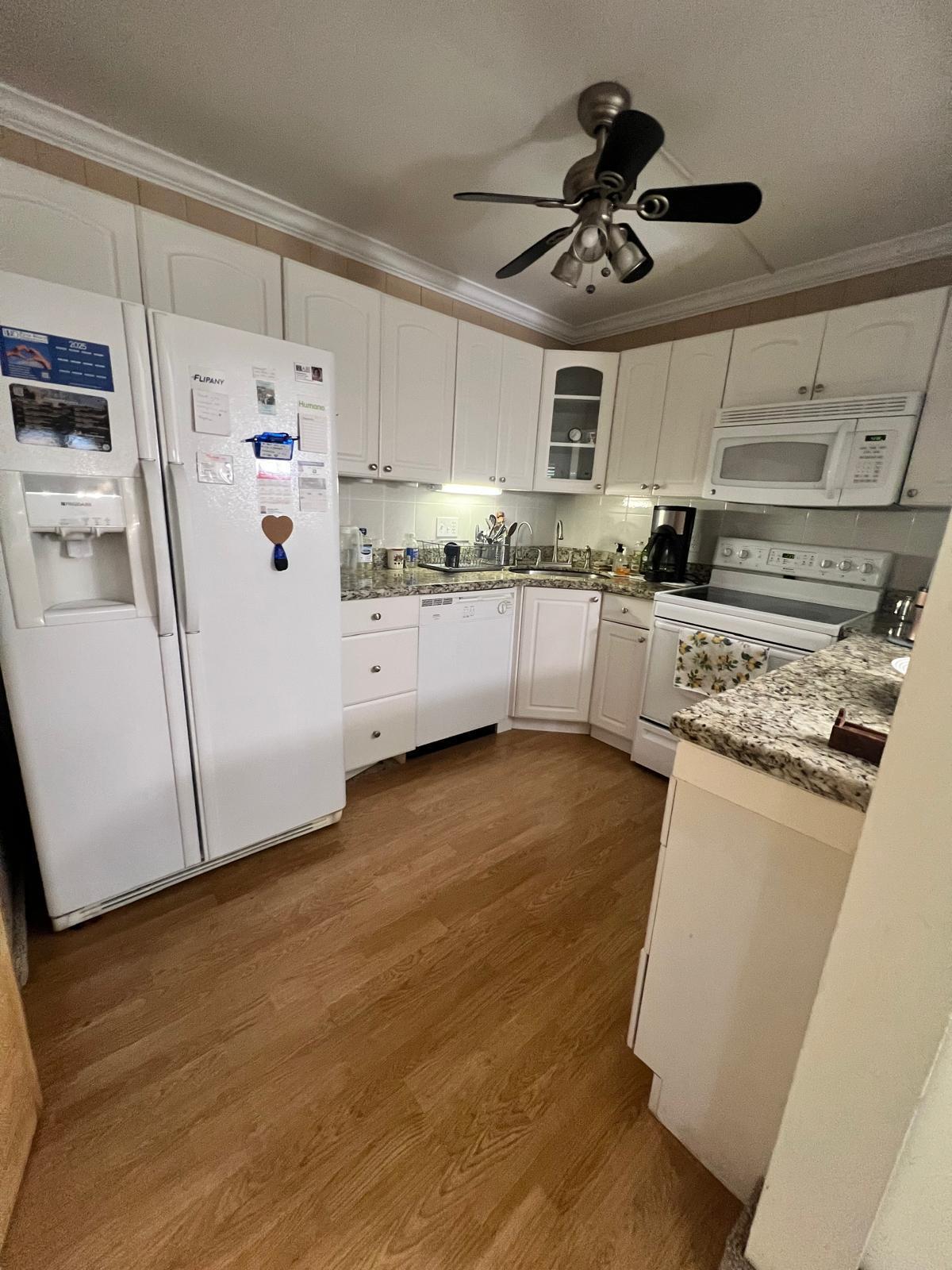 3561 Pine Tree Court C-2 — photo