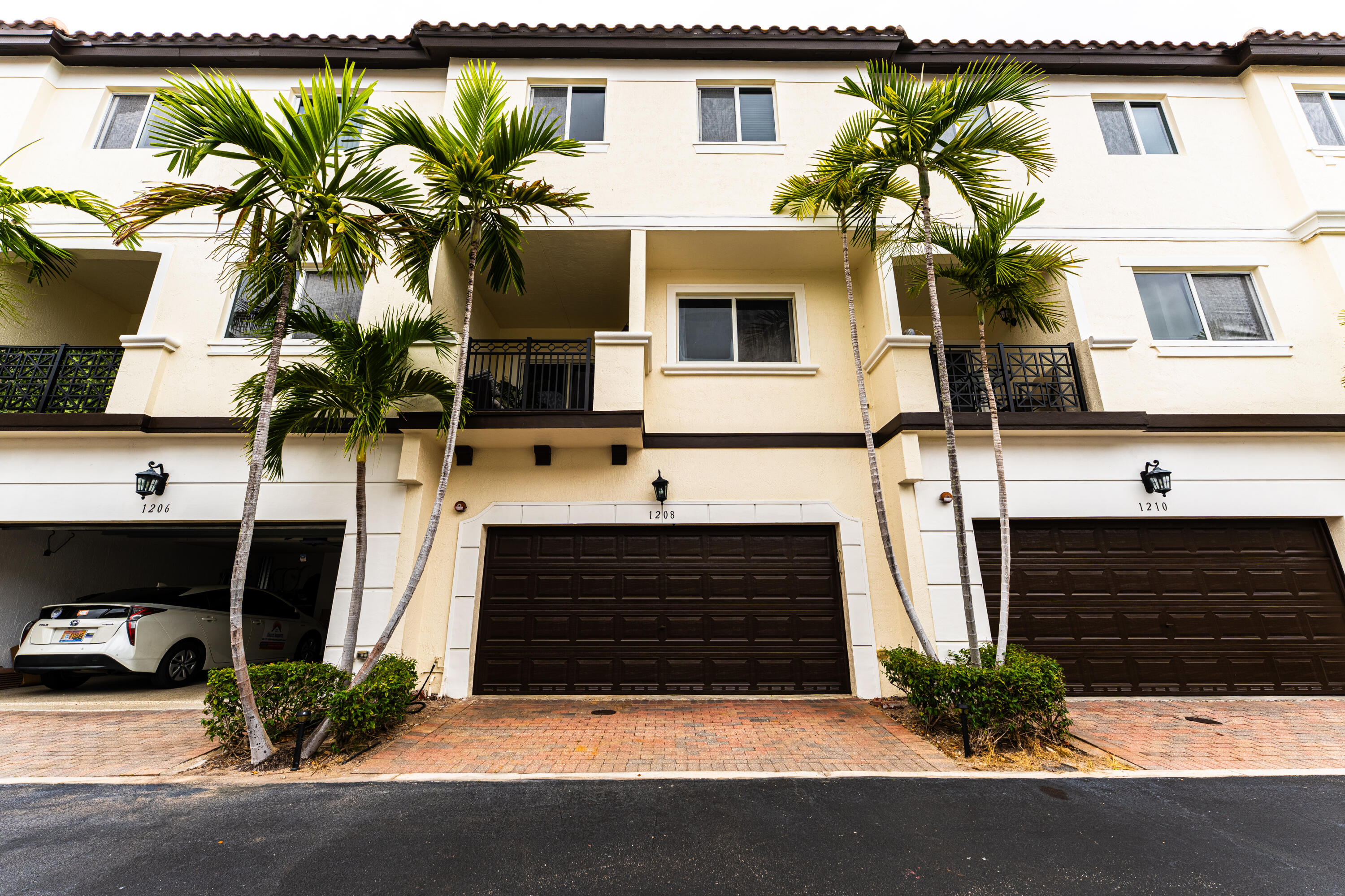 1208 Coastal Bay Boulevard — photo