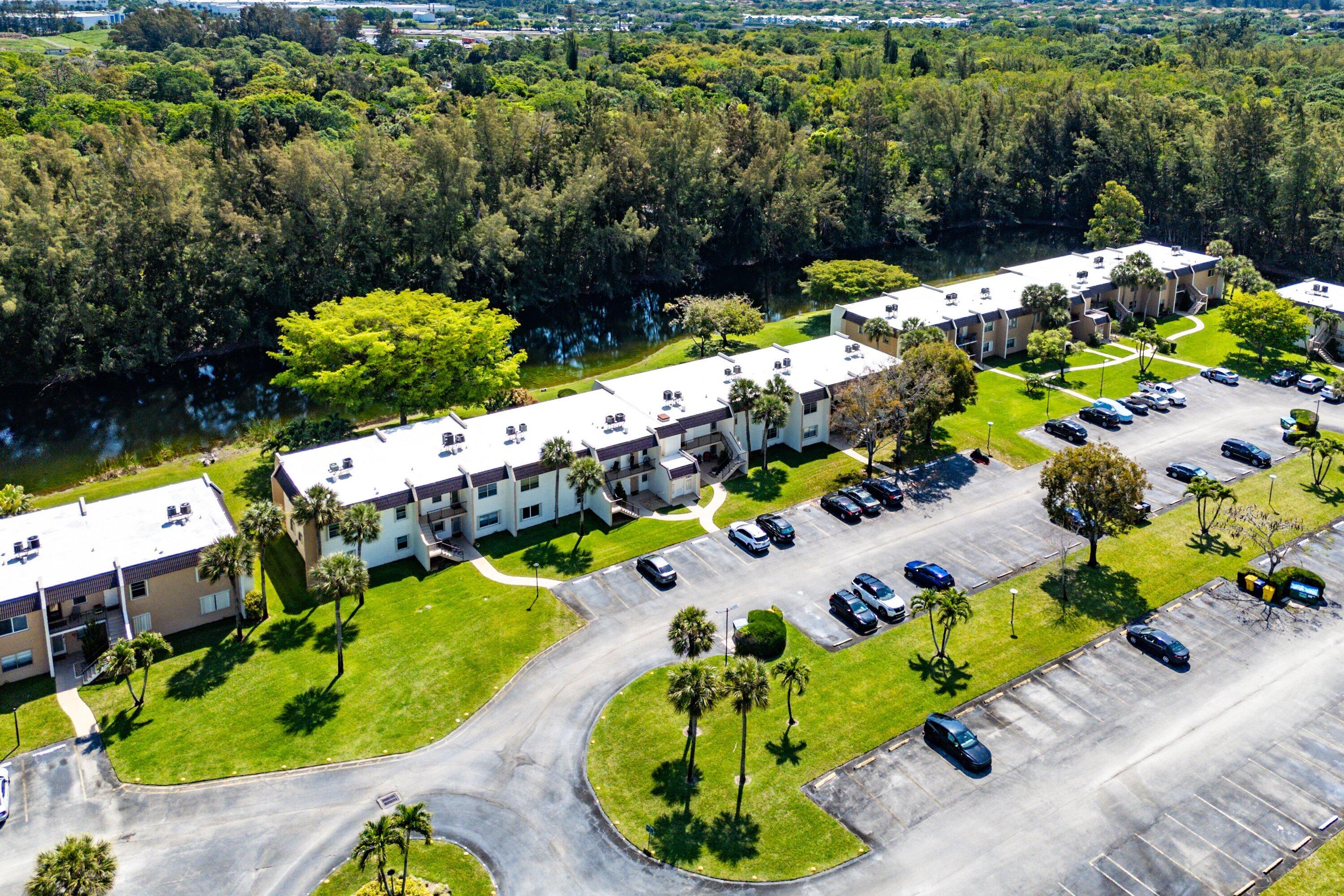 130 Lake Meryl Drive 228 — photo