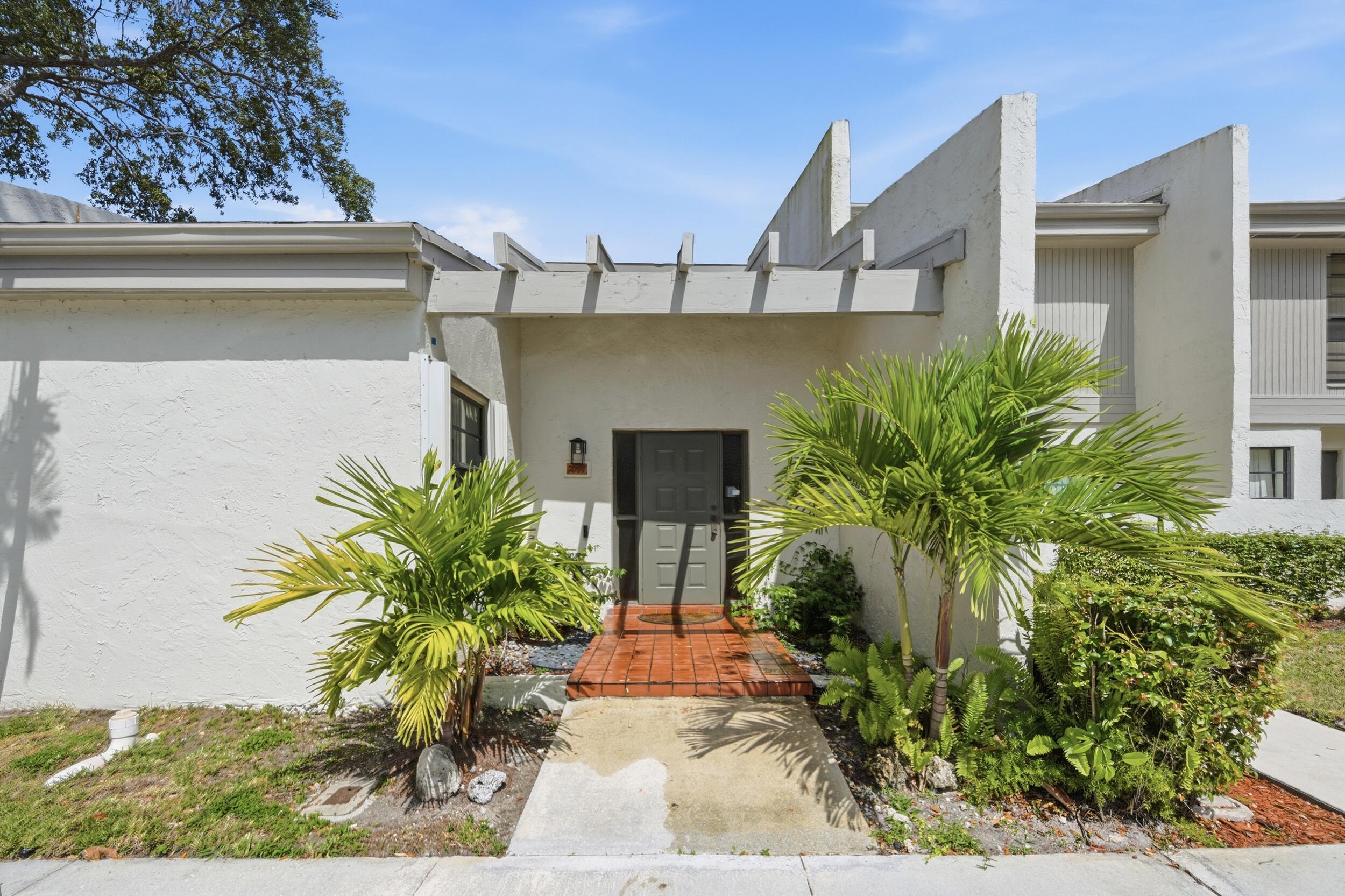 1097 NW 98th Terrace 110 — photo