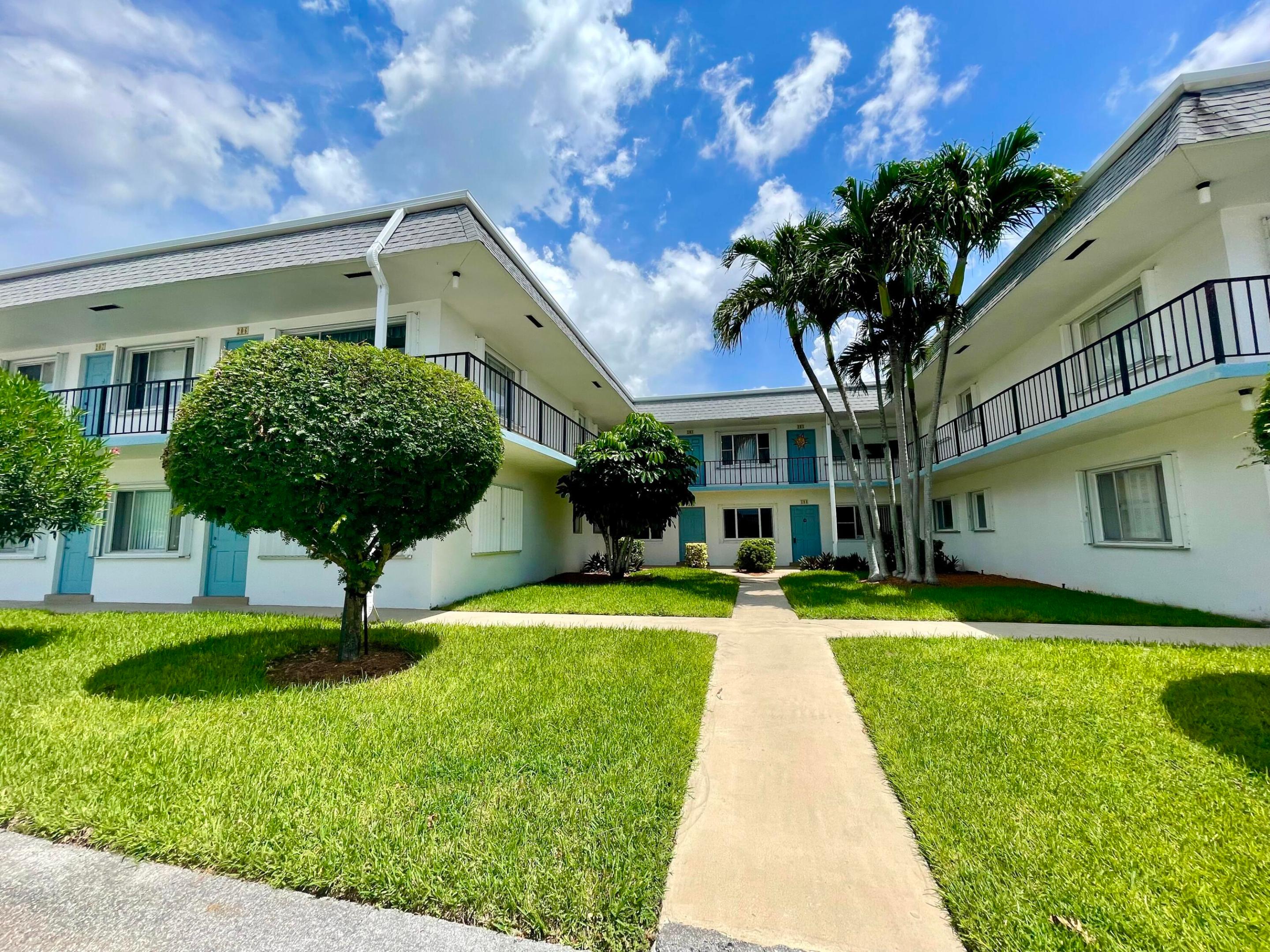 3402 Cynthia Lane 205 — photo