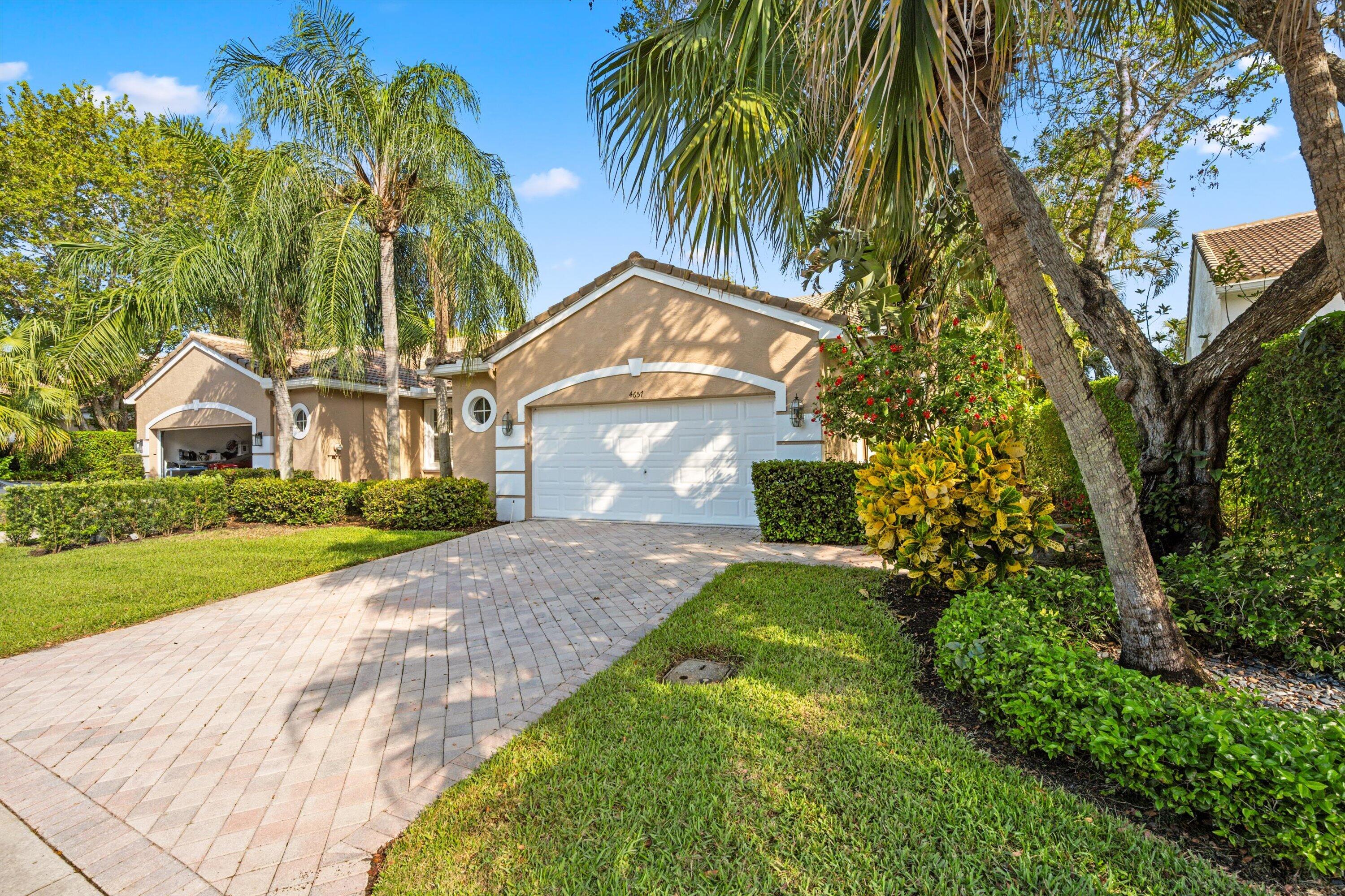 4657 Carlton Golf Drive — photo