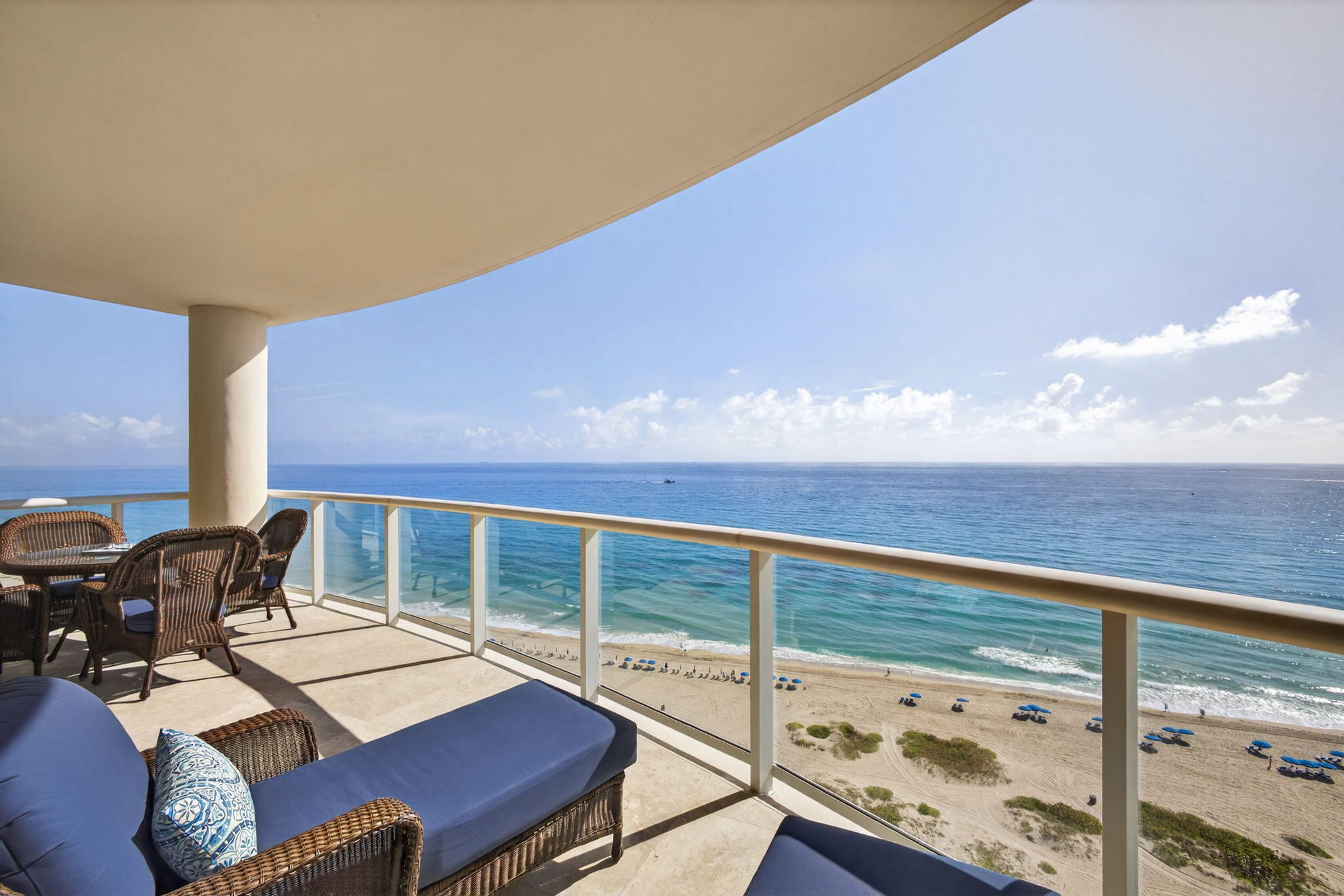 2700 N Ocean Drive 1401a — photo