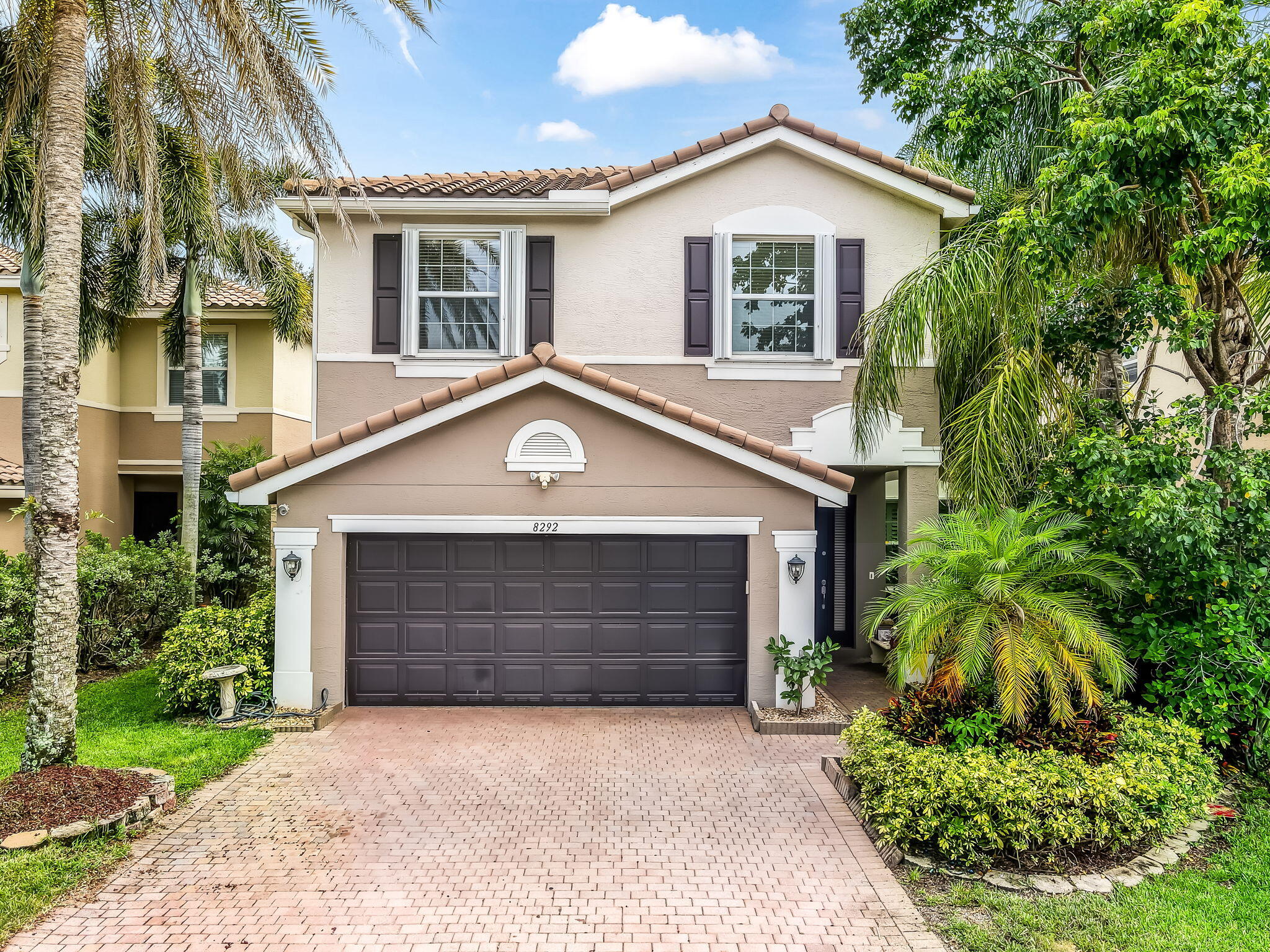 8292 Calabria Lakes Drive — photo