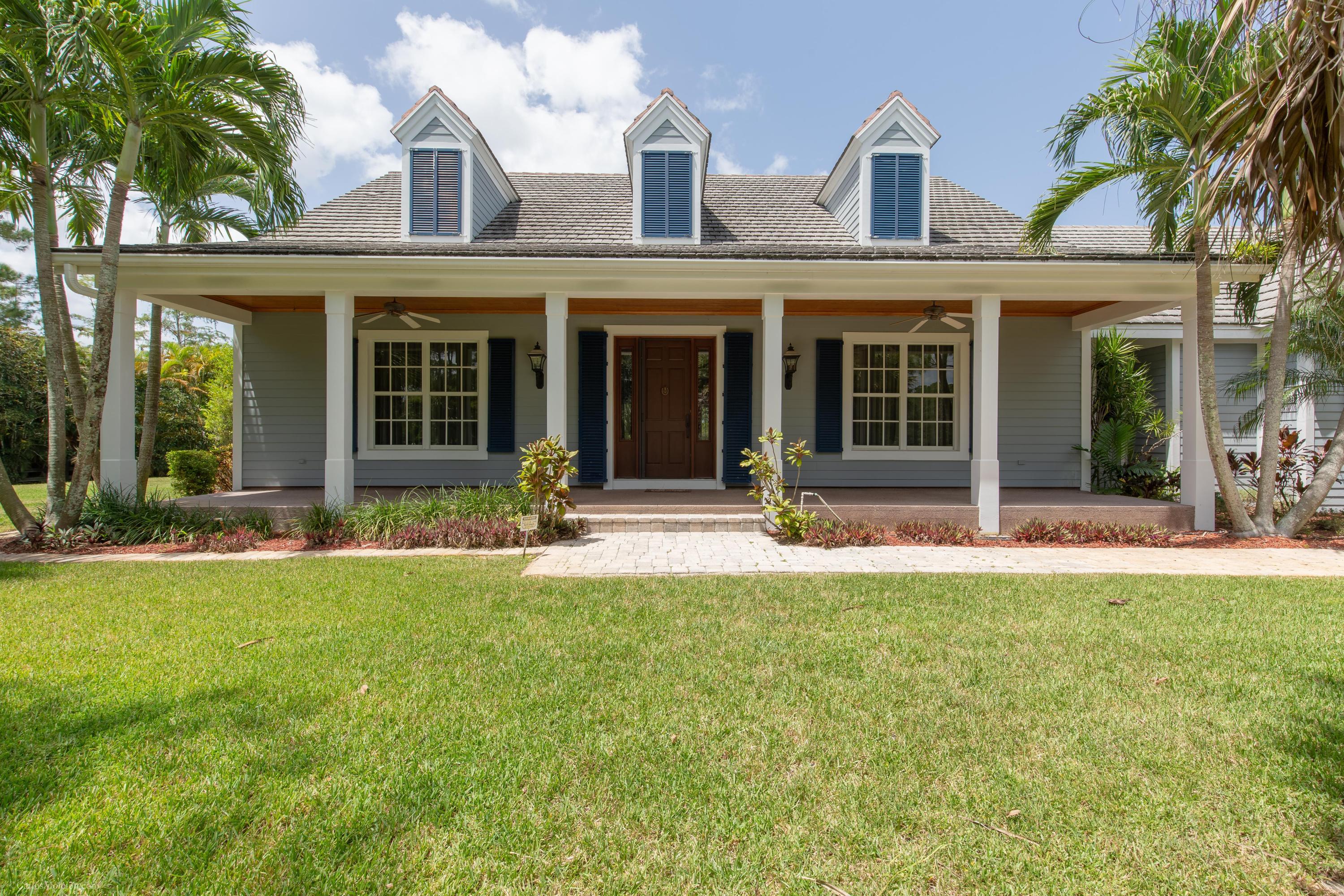 1321 Pelham Road Seasonal — photo