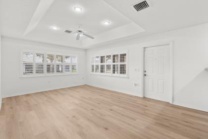 1731 N Dovetail Drive C — photo