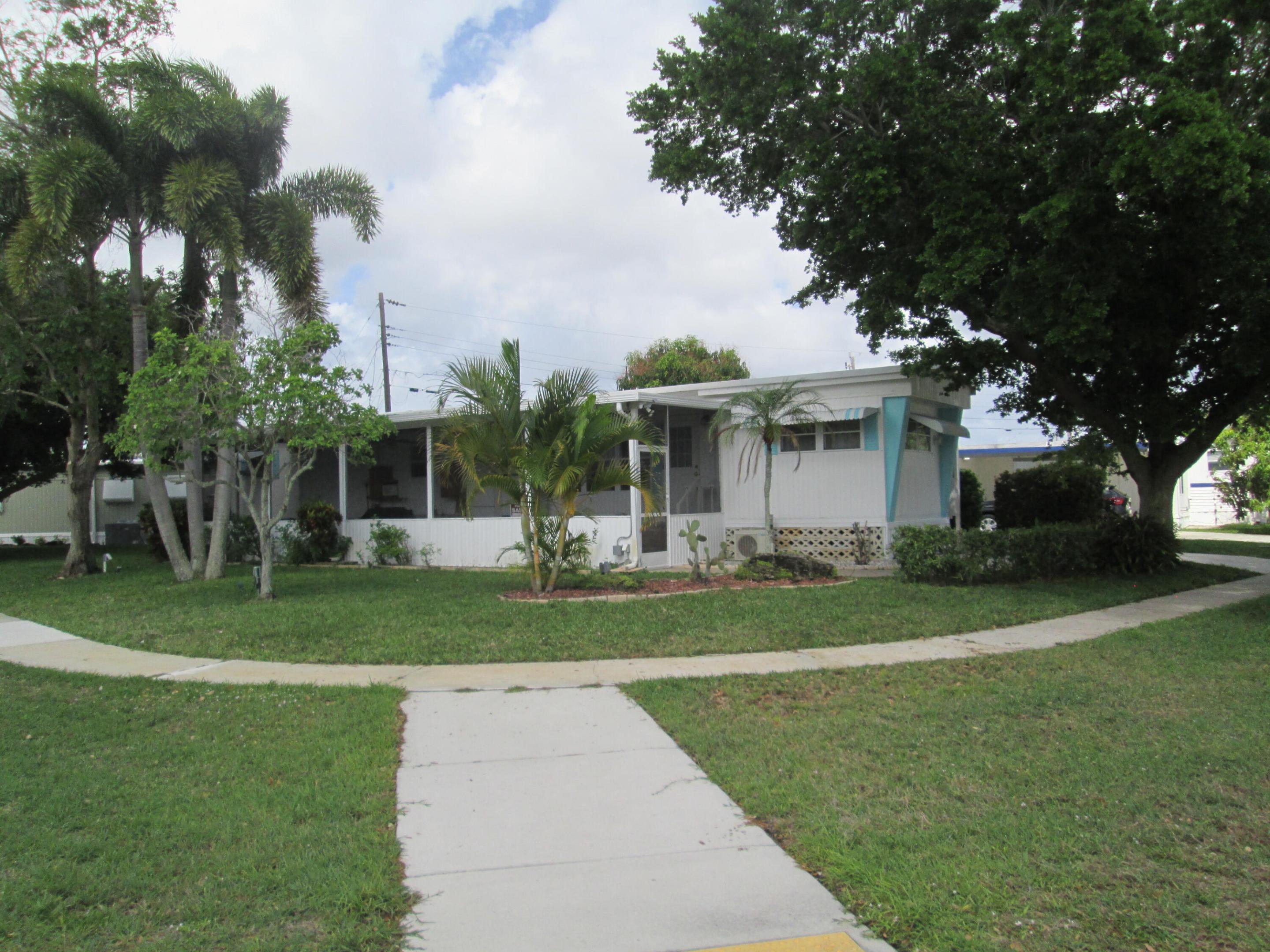 4261 Meadow View Drive — photo