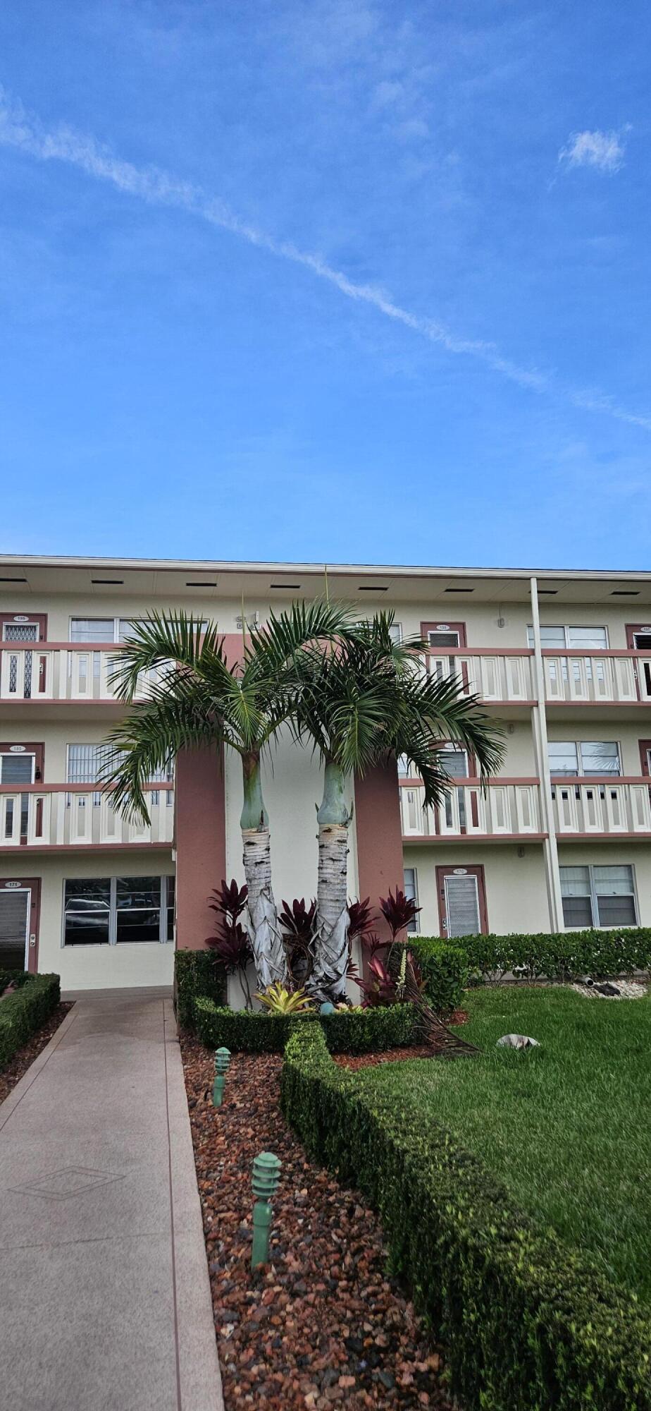 198 E Preston Way 198 — photo