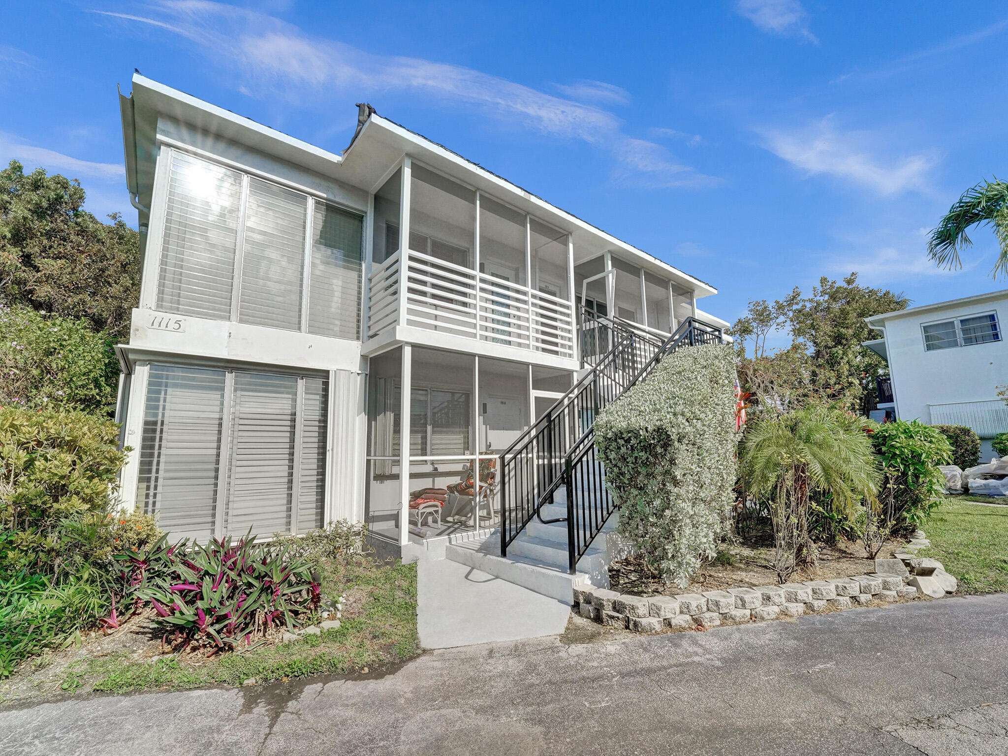 1115 SE 14th Place 19C — photo