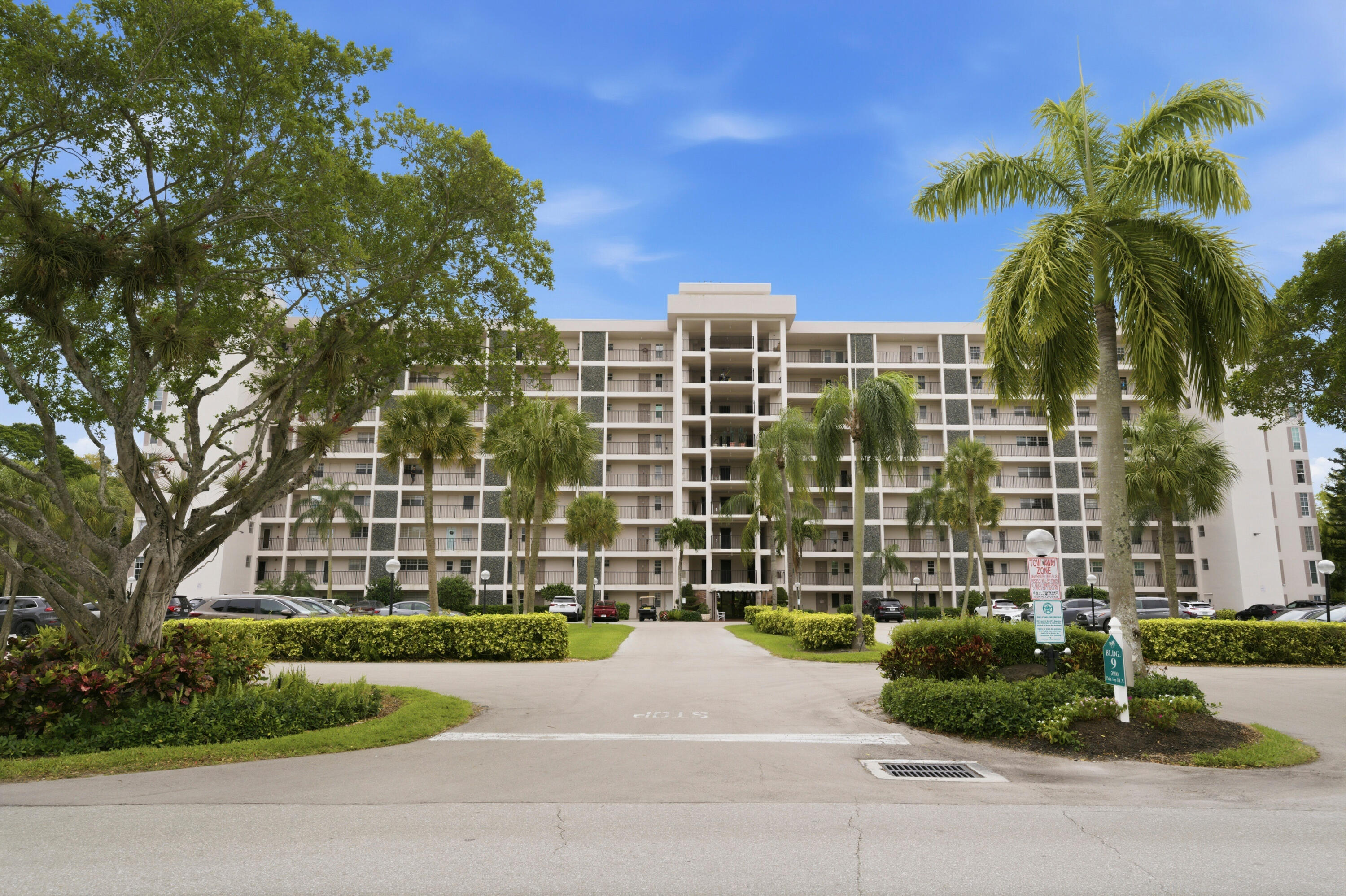 3100 N Palm Aire Drive 208 — photo