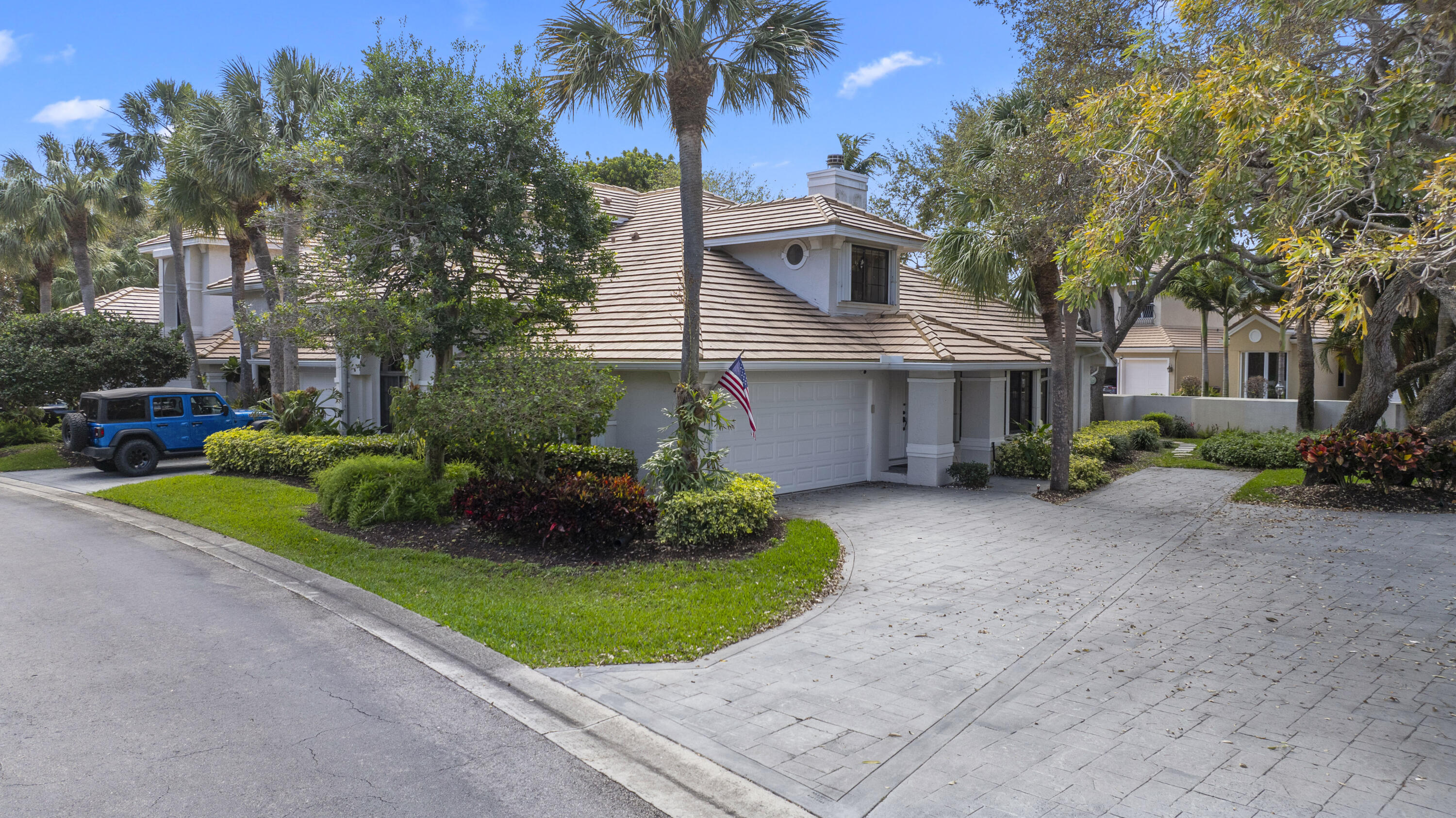 461 Coral Cove Drive — photo