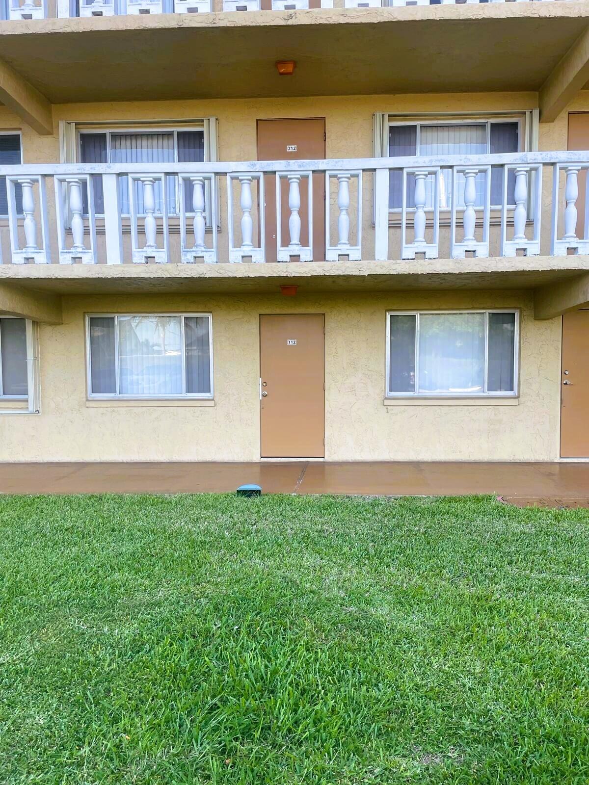 100 Village Green Circle E 112 — photo