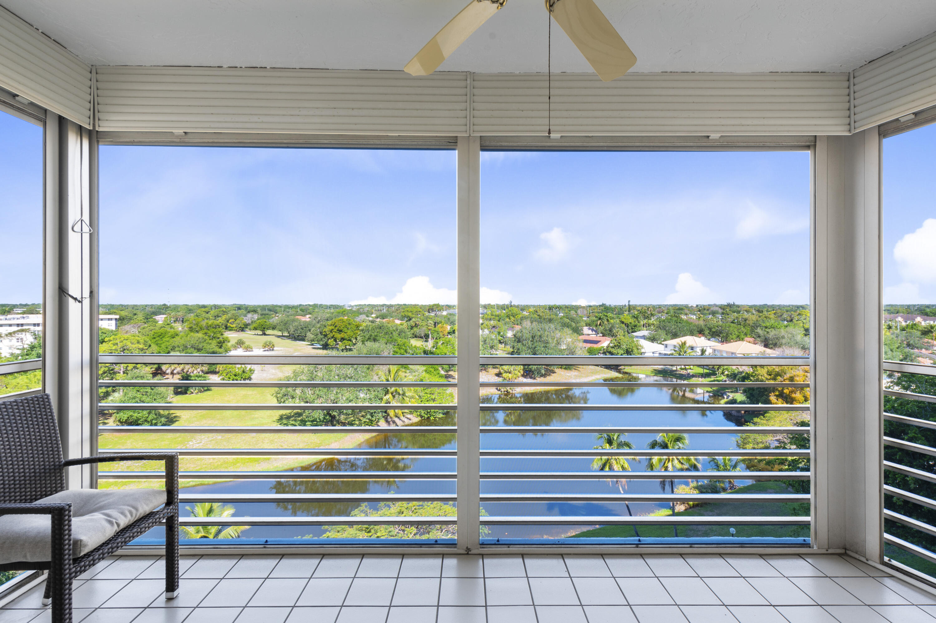 3499 Oaks Way 806 — photo