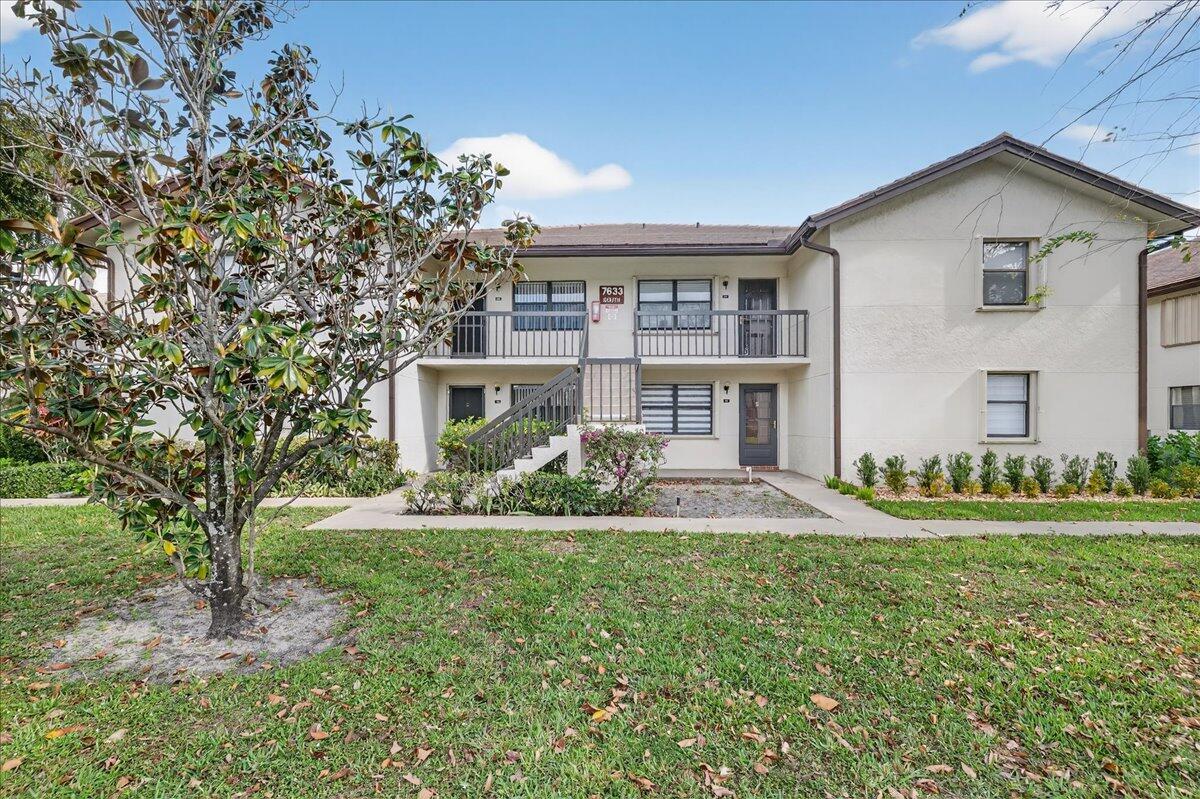 7633 Tahiti Lane 101 — photo