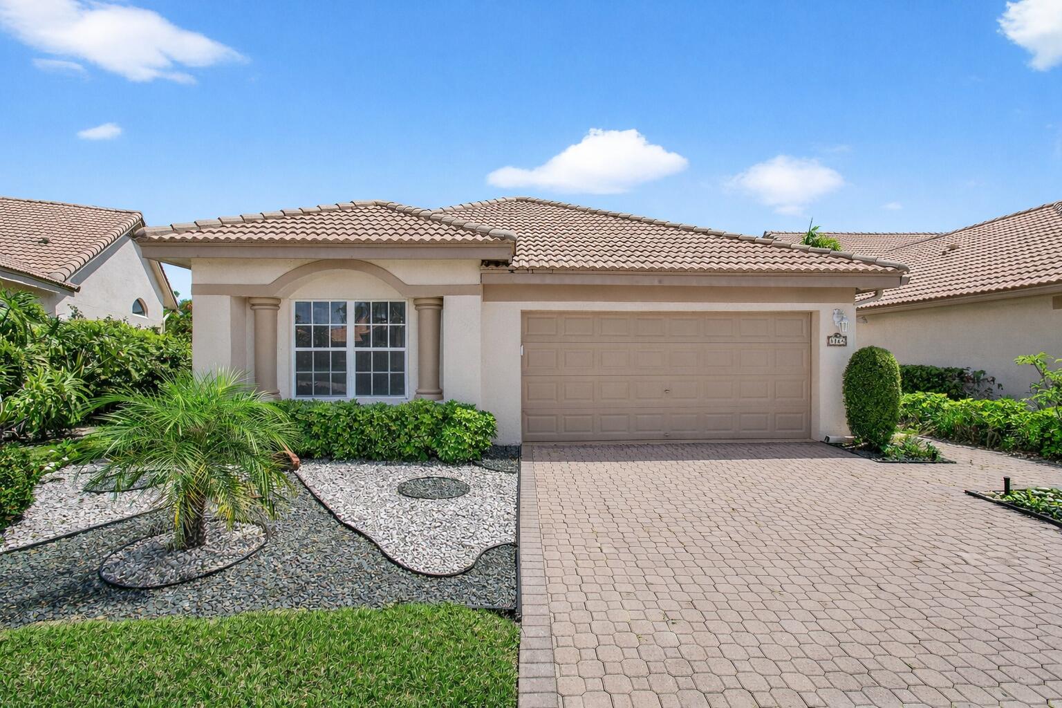 8864 Shoal Creek Lane — photo