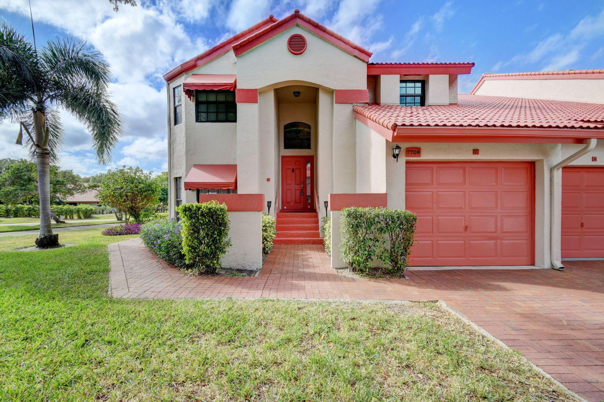 7709 Lexington Club Boulevard C — photo