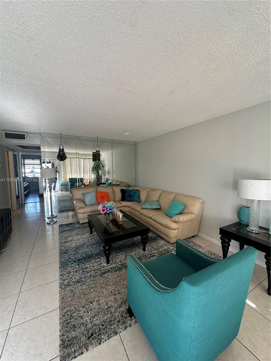 3043 Exeter, Boca Raton, FL 33434 — photo 2
