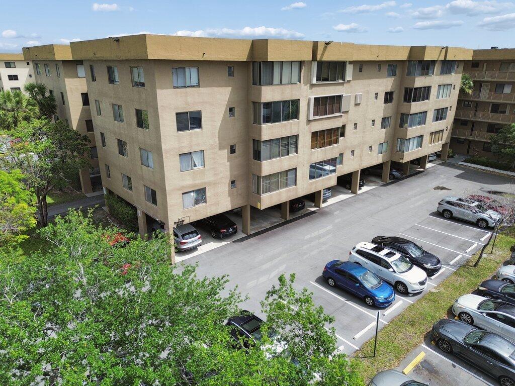 8030 Hampton Boulevard 404 — photo