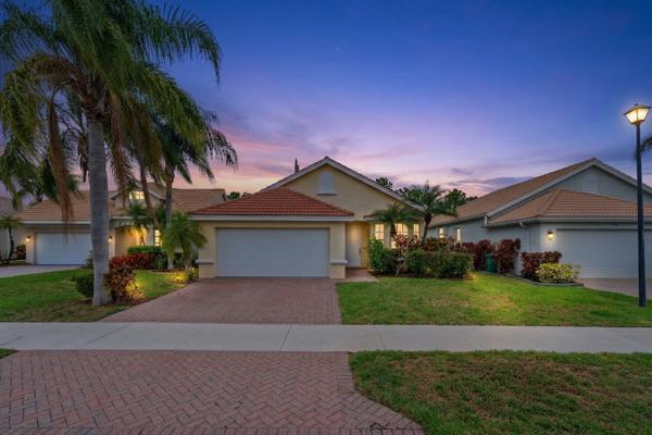 808 SW Munjack Circle — photo