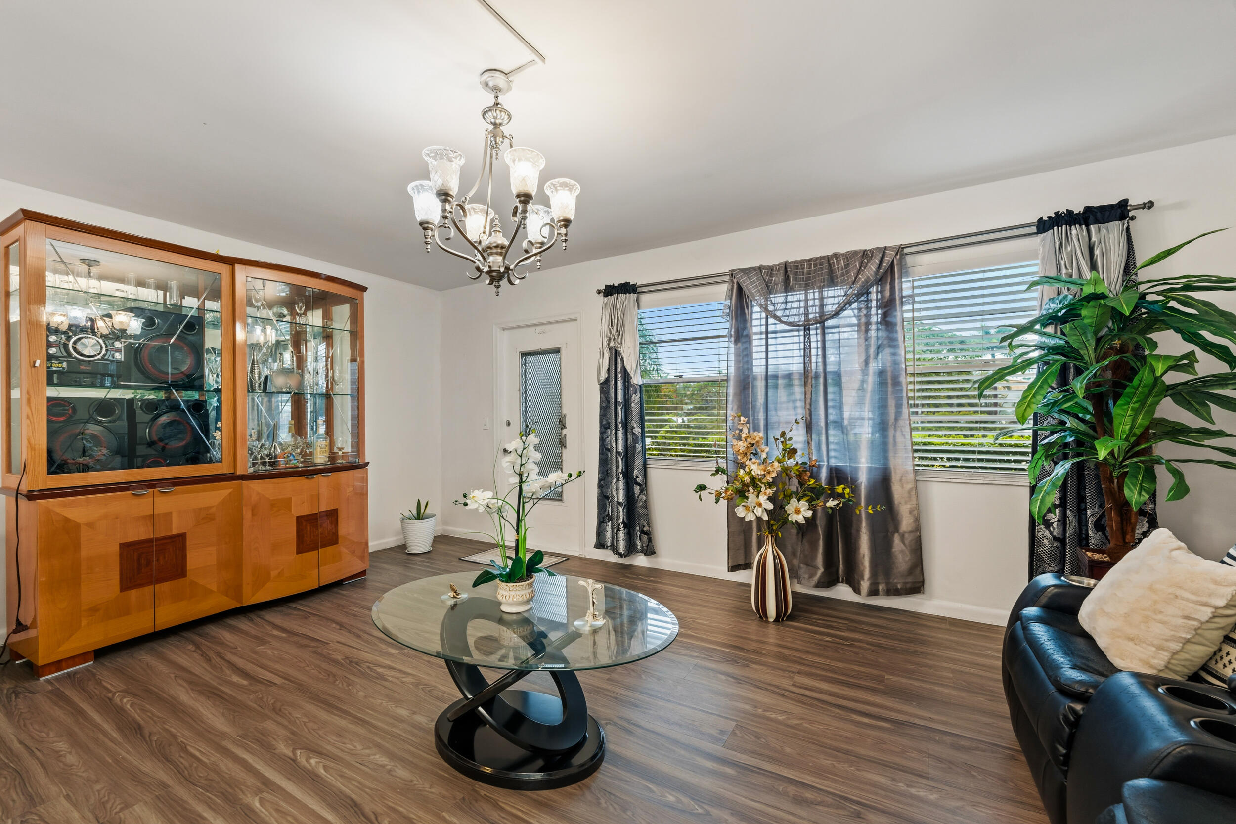 126 Southampton B — photo