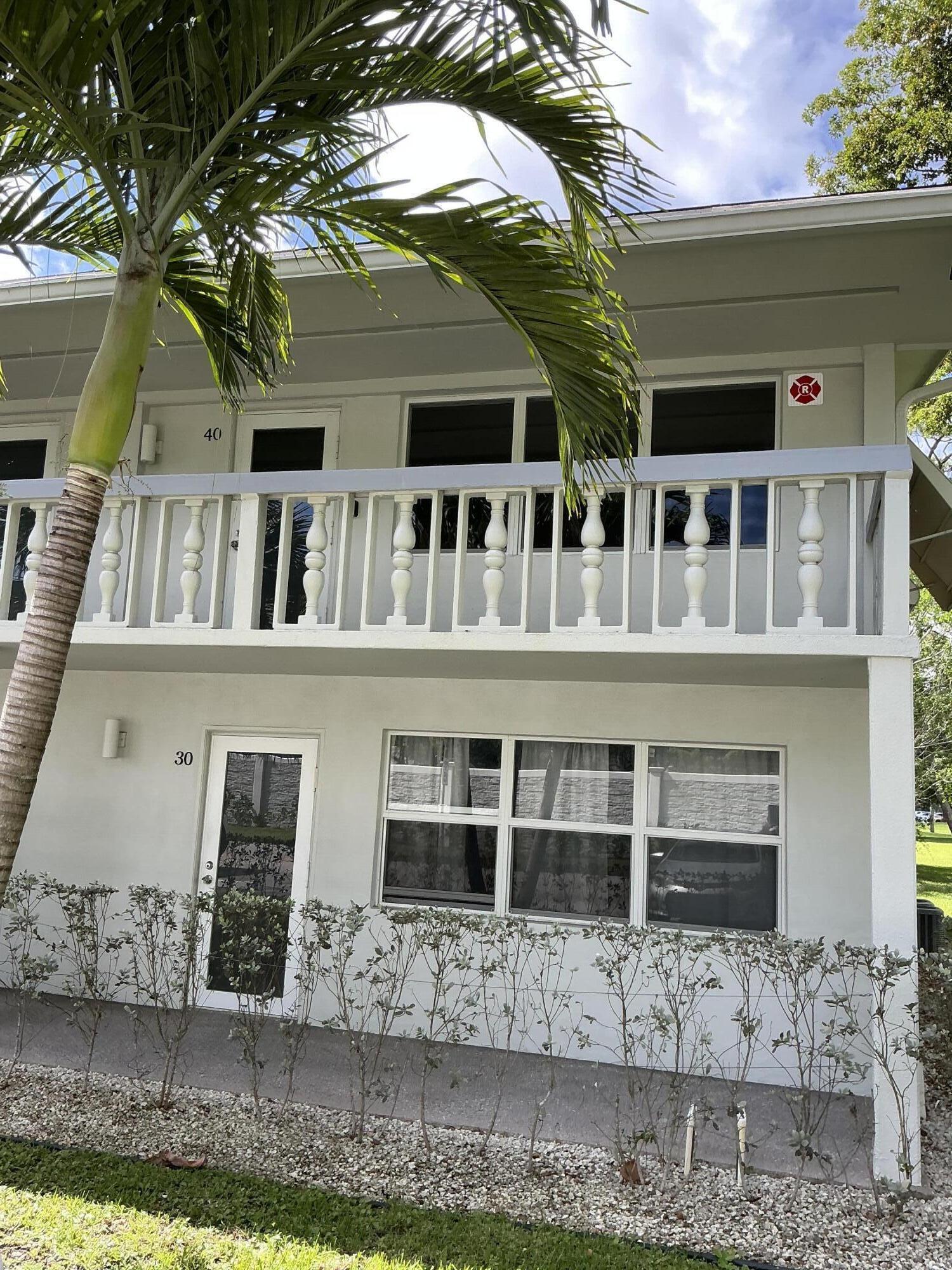 40 Ventnor Drive — photo