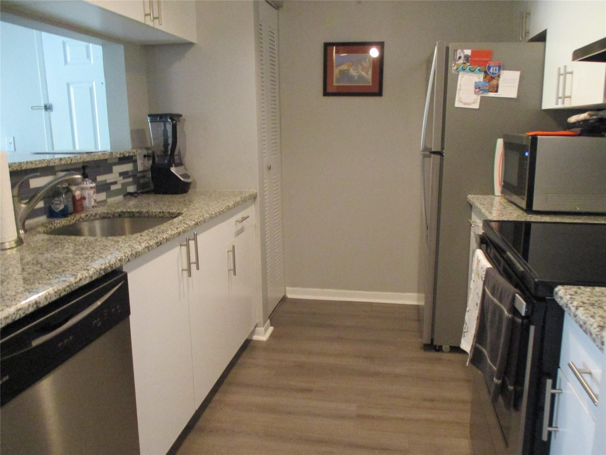 123 Yacht Club Way 206 — photo