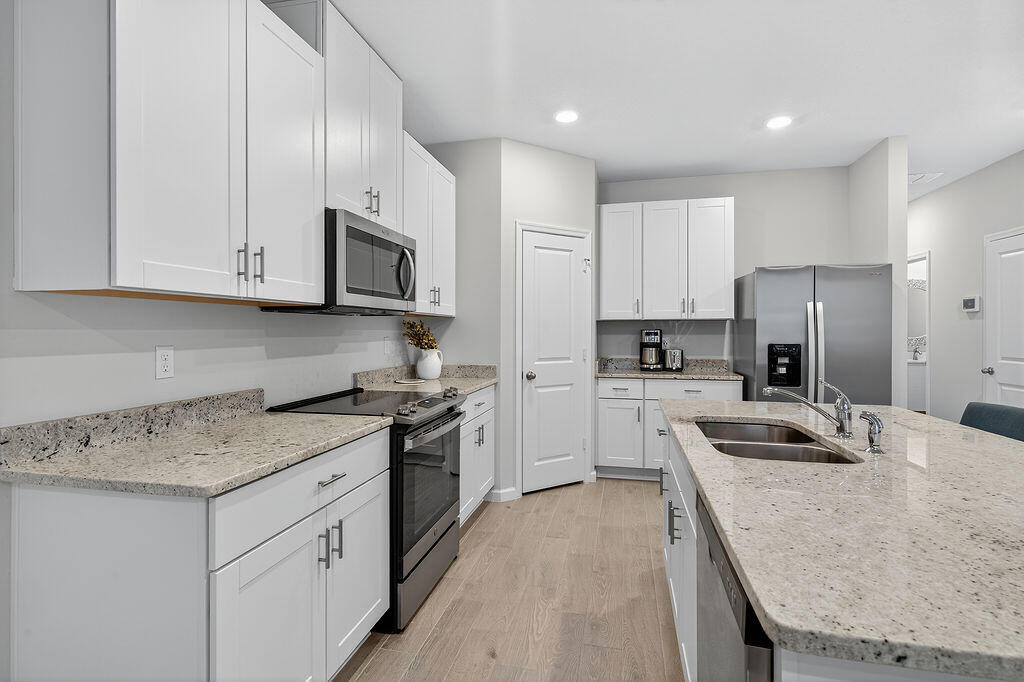 5696 SE Edgewater Circle, Stuart, FL 34997 — photo 2