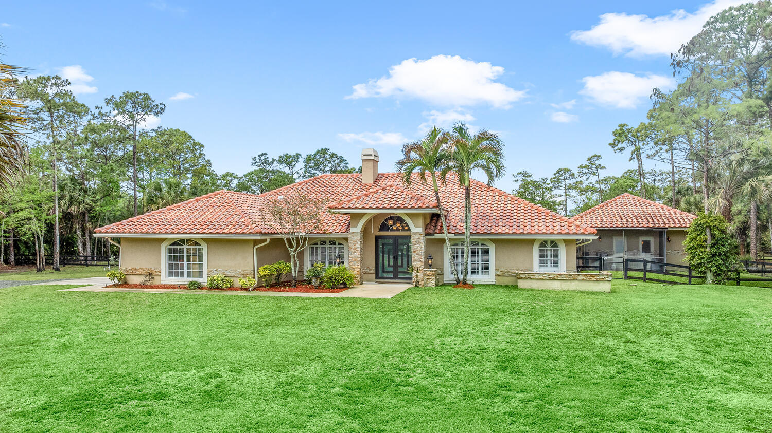 2559 Palm Deer Drive — photo