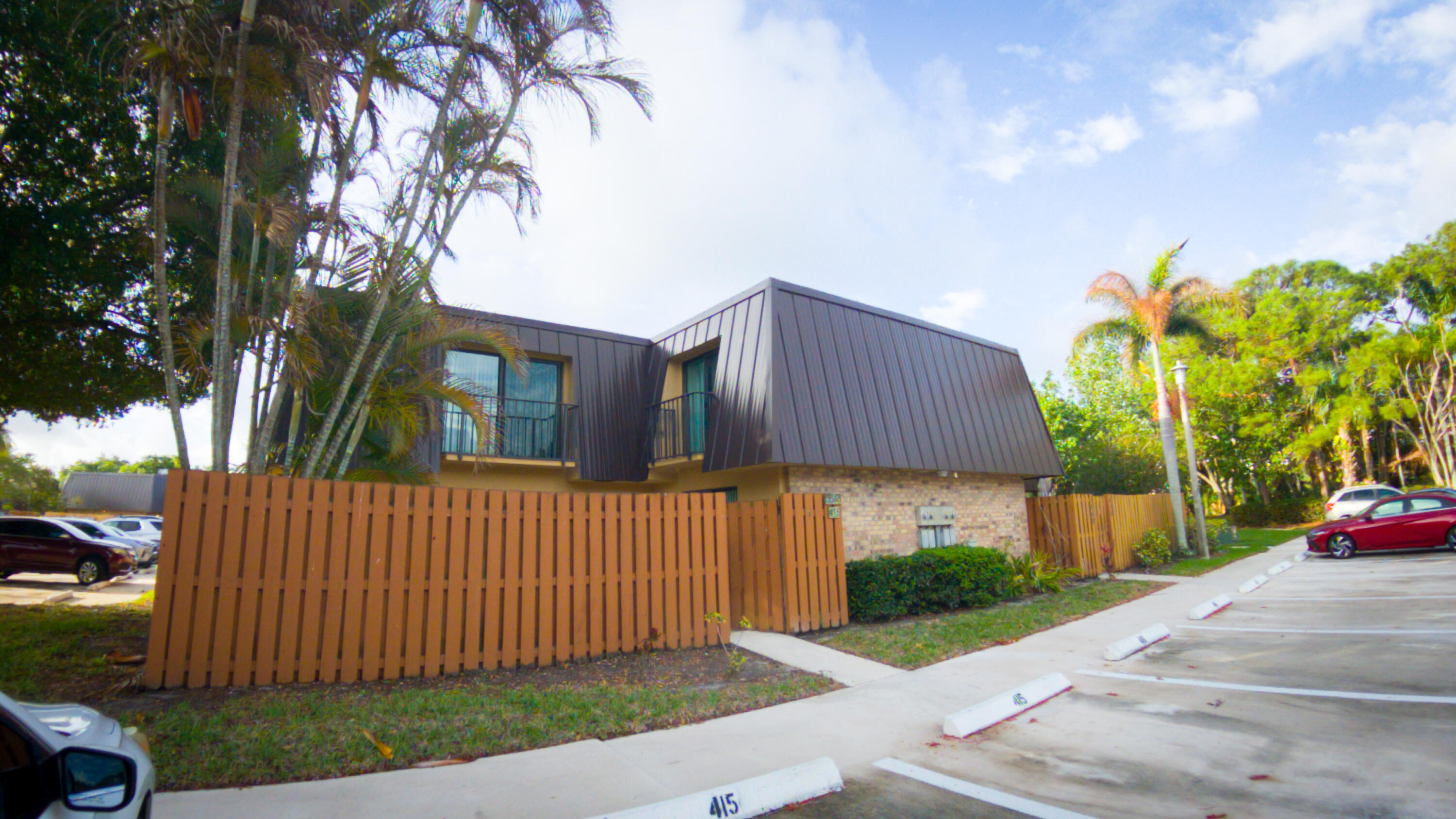 5646 SE Windsong Lane 415 — photo