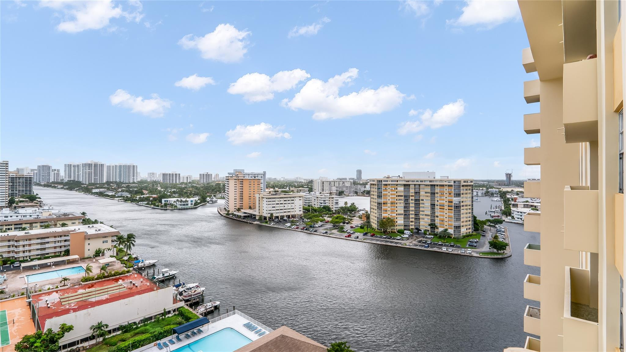 1833 S Ocean Drive 1608 — photo