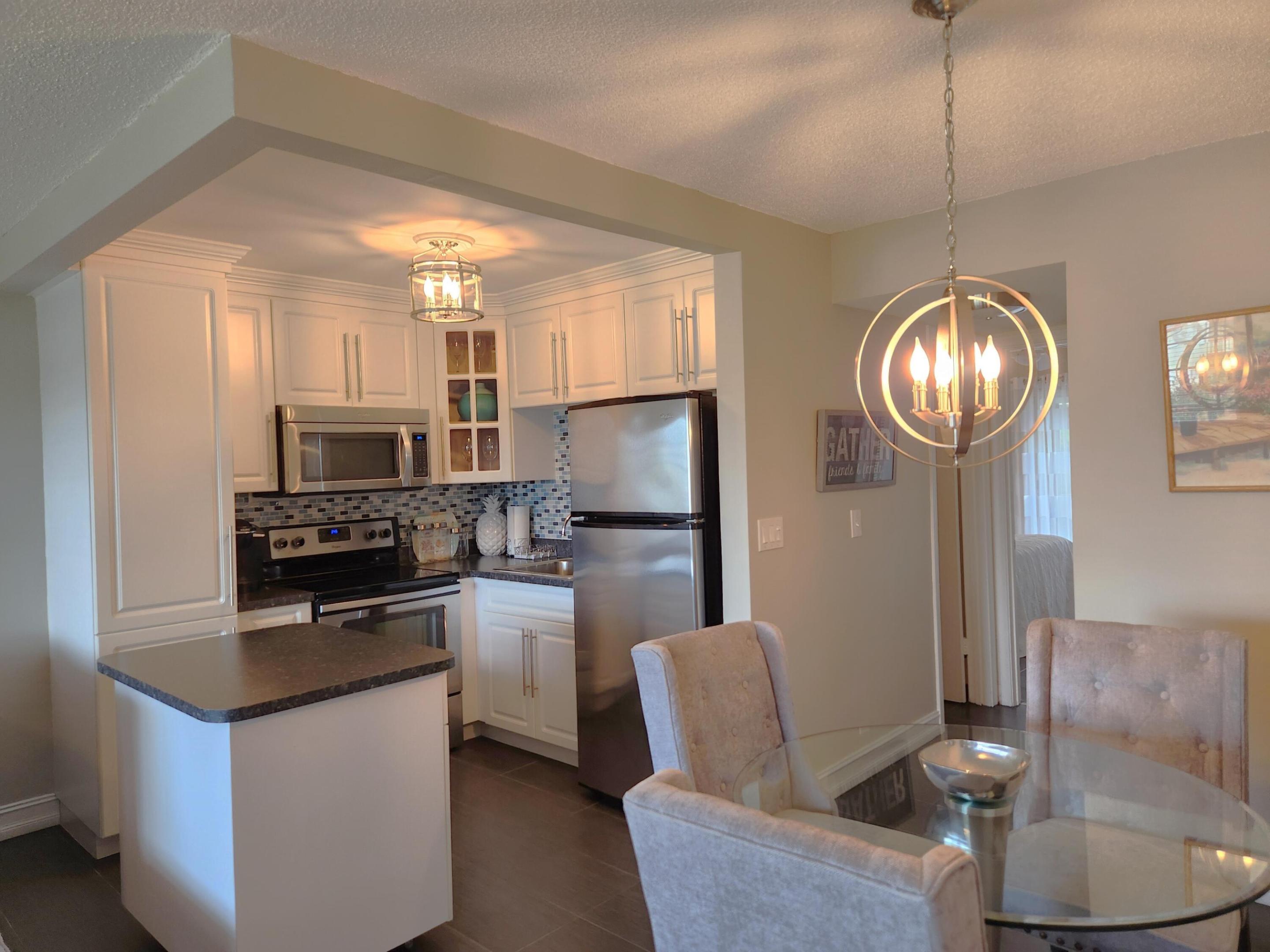 47 Andover B — photo