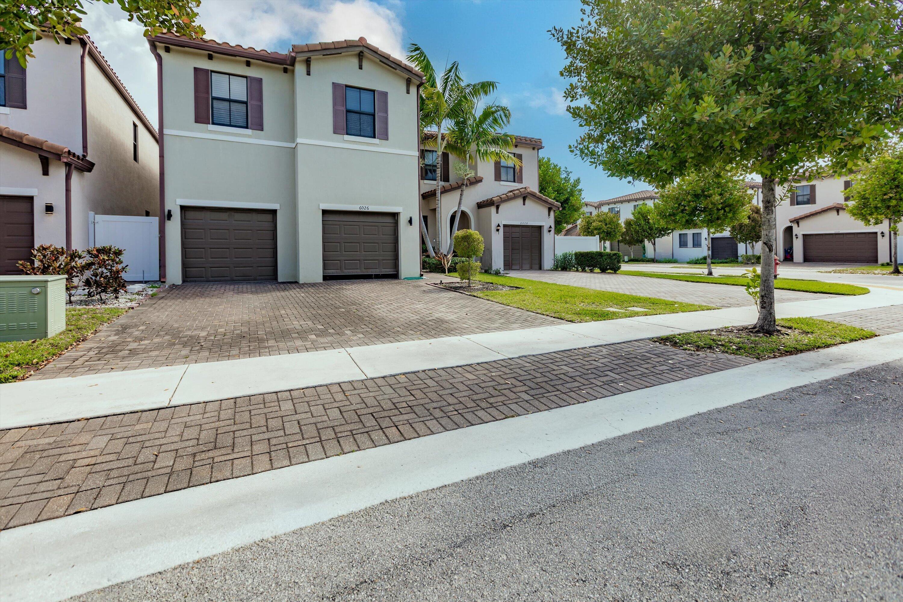 6026 Pine Tree Way 6026 — photo