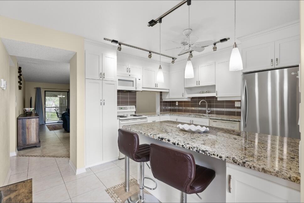 6095 N Sabal Palm Boulevard 210 — photo