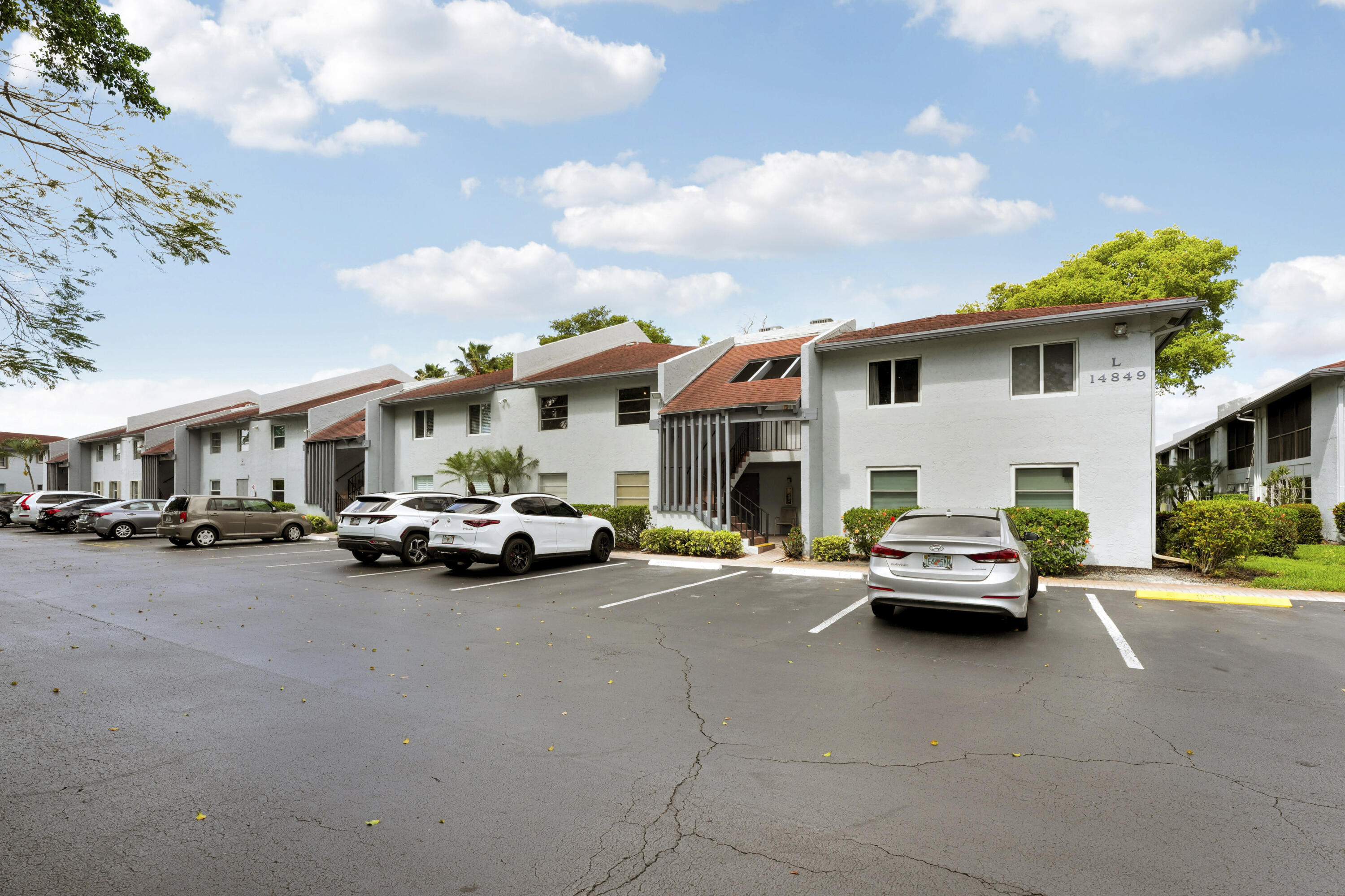 14849 Cumberland Drive 2070 — photo