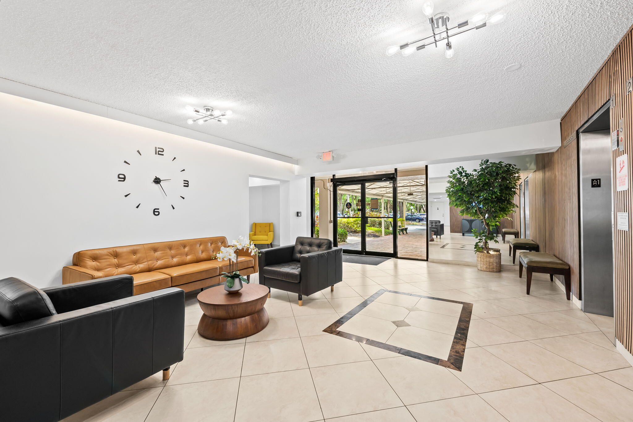 3960 Oaks Clubhouse Drive 304 — photo