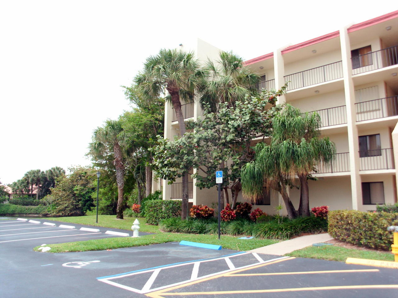 1605 Us-1 #E301, Jupiter, FL 33477 — photo 3