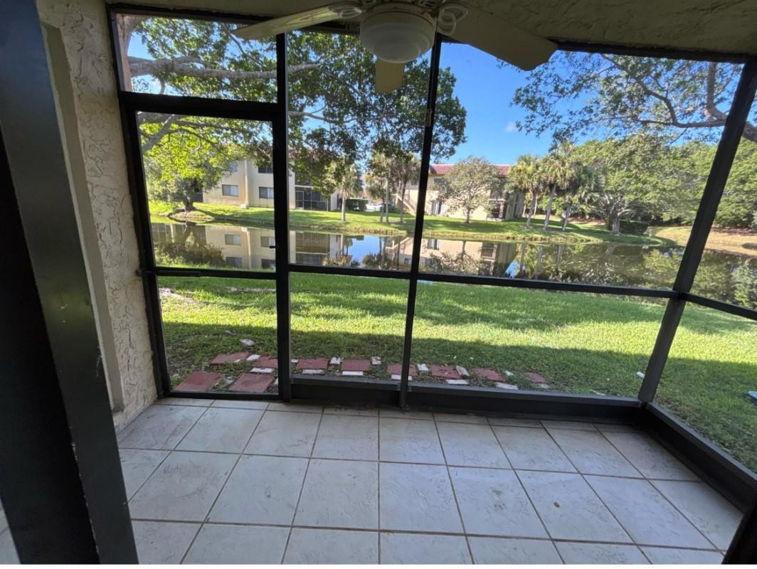 235 Lakeview Drive 104 — photo