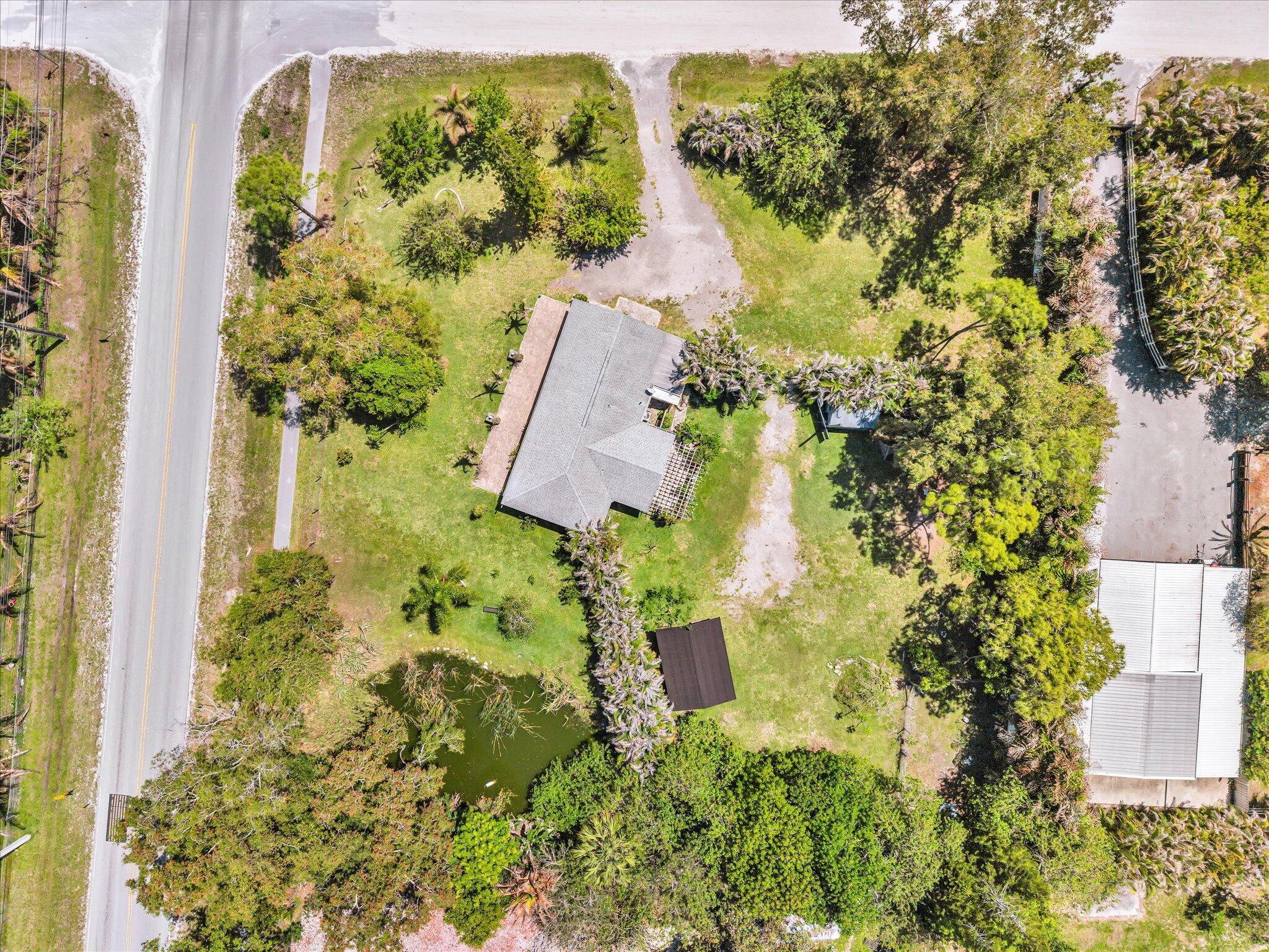 5209 Coconut Boulevard — photo