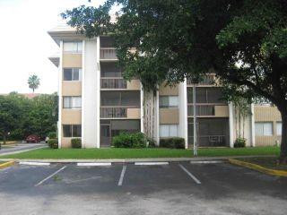 701 N Pine Island Road 304 — photo