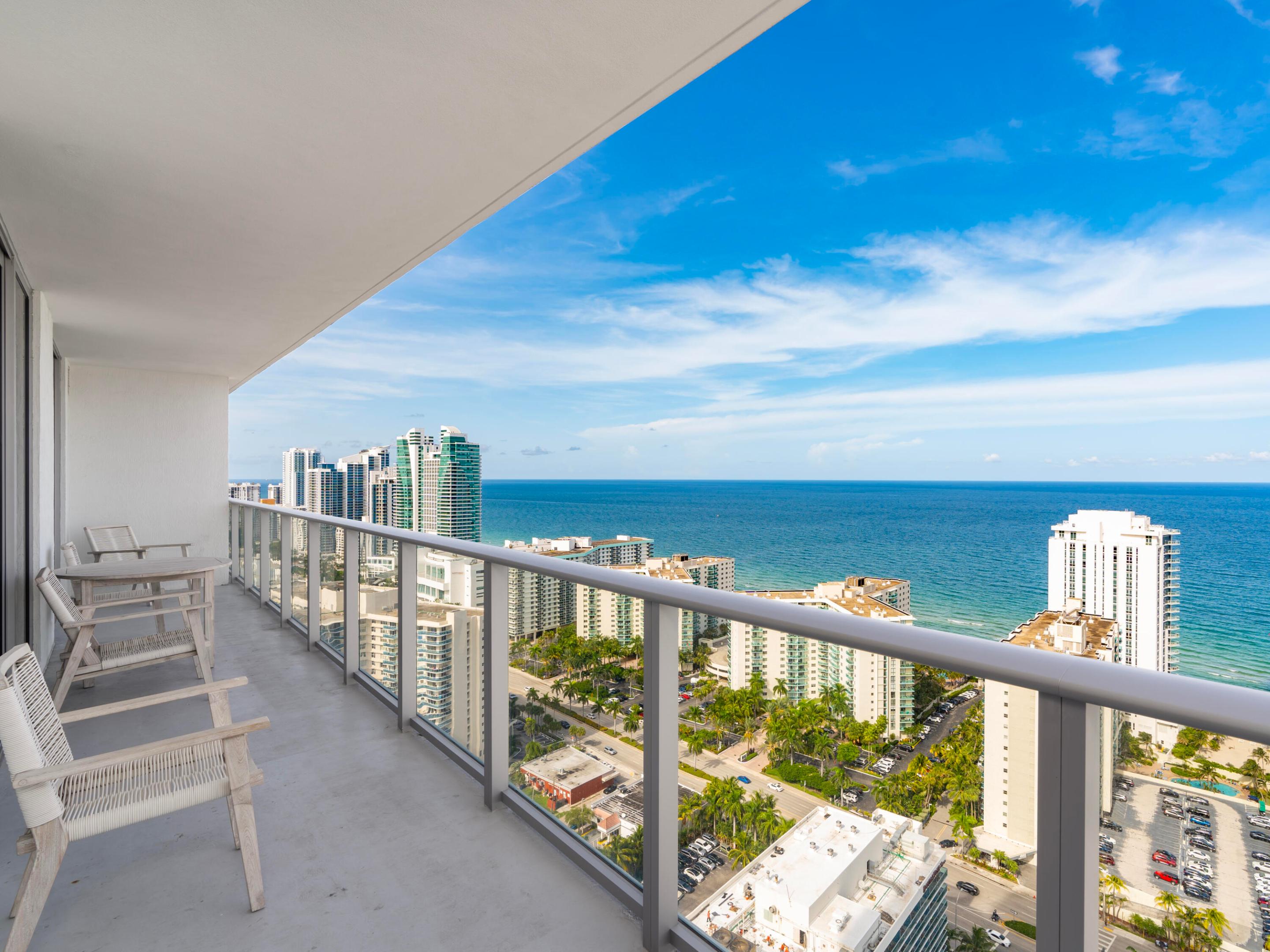 4010 S Ocean Drive R2905 — photo