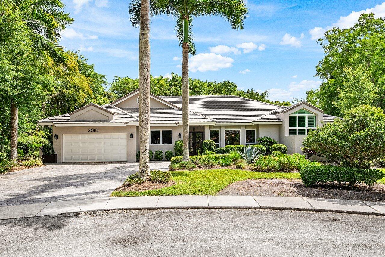 3010 Hampton Circle — photo