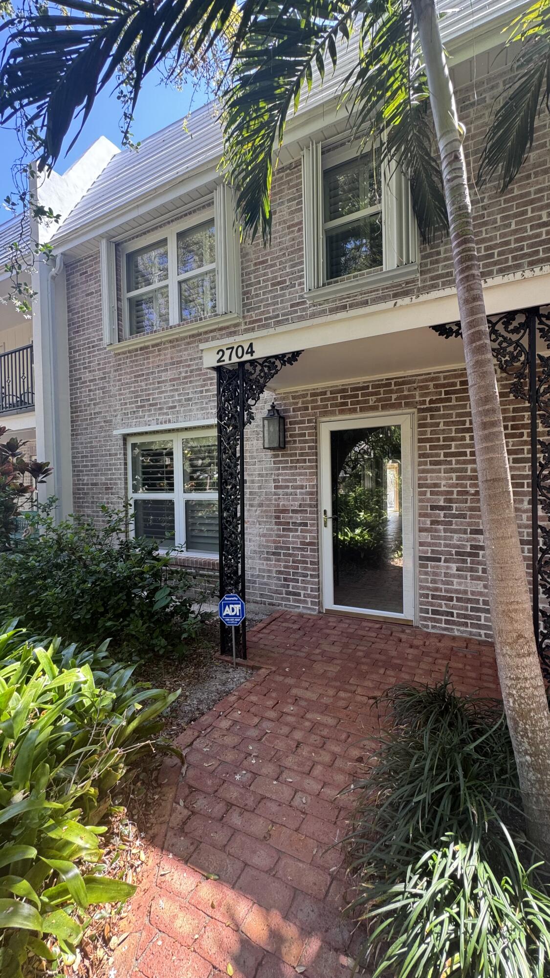 2704 Cardinal Drive — photo