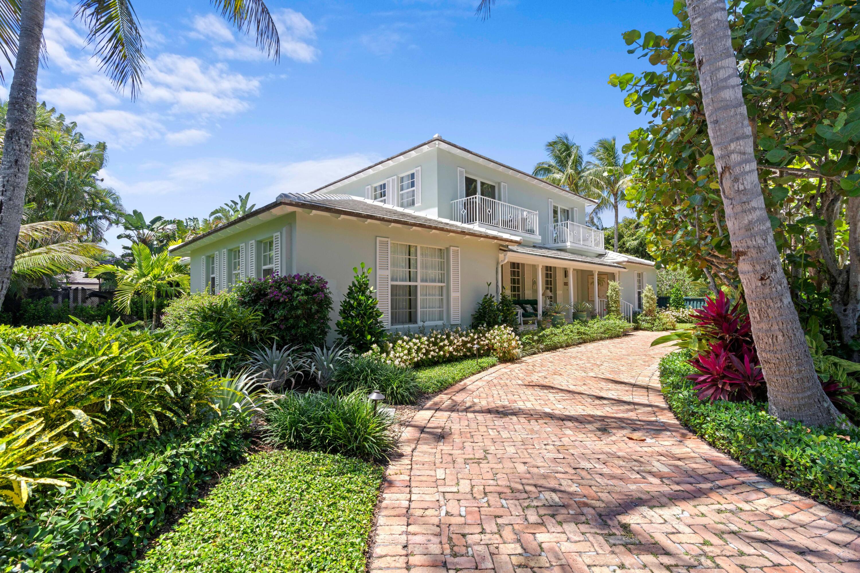 1554 N Ocean Way — photo