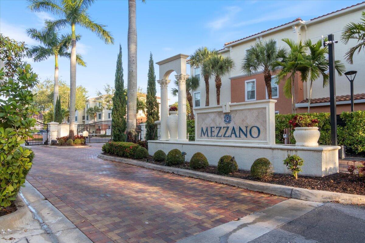 9849 Baywinds Drive 8304 — photo