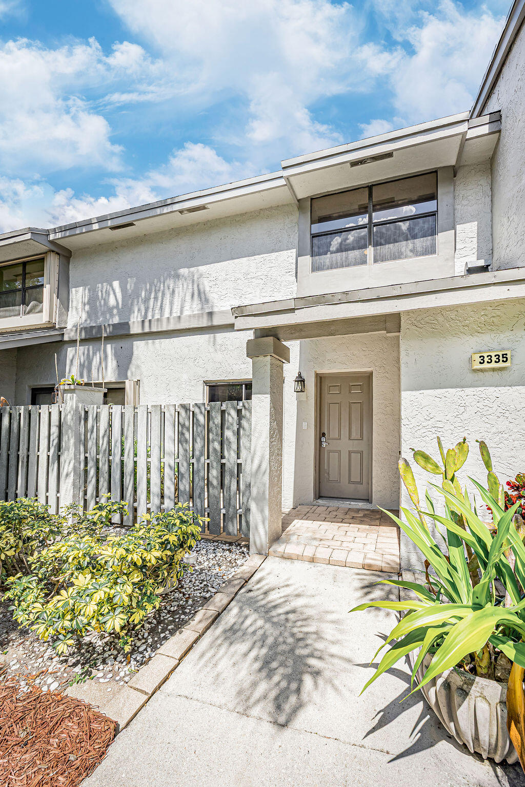 3335 Carambola Circle S — photo