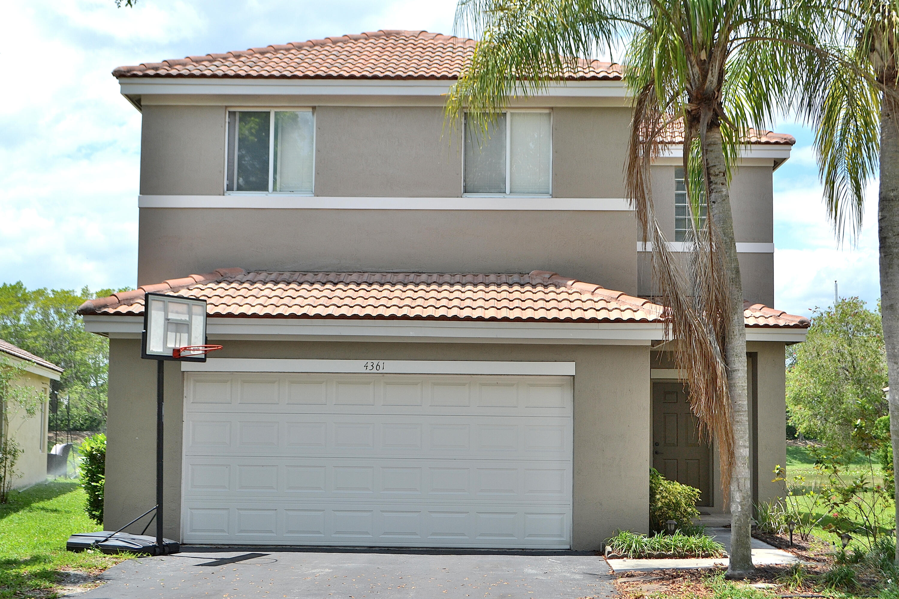 4361 Dogwood Circle — photo
